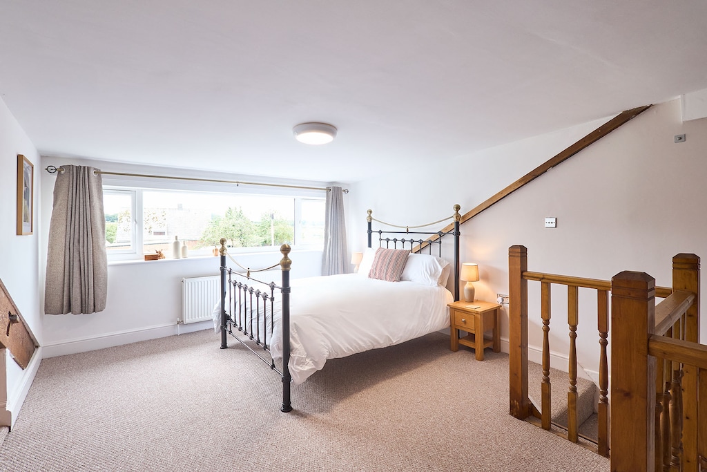 The Beeches, Hayton - Host & Stay