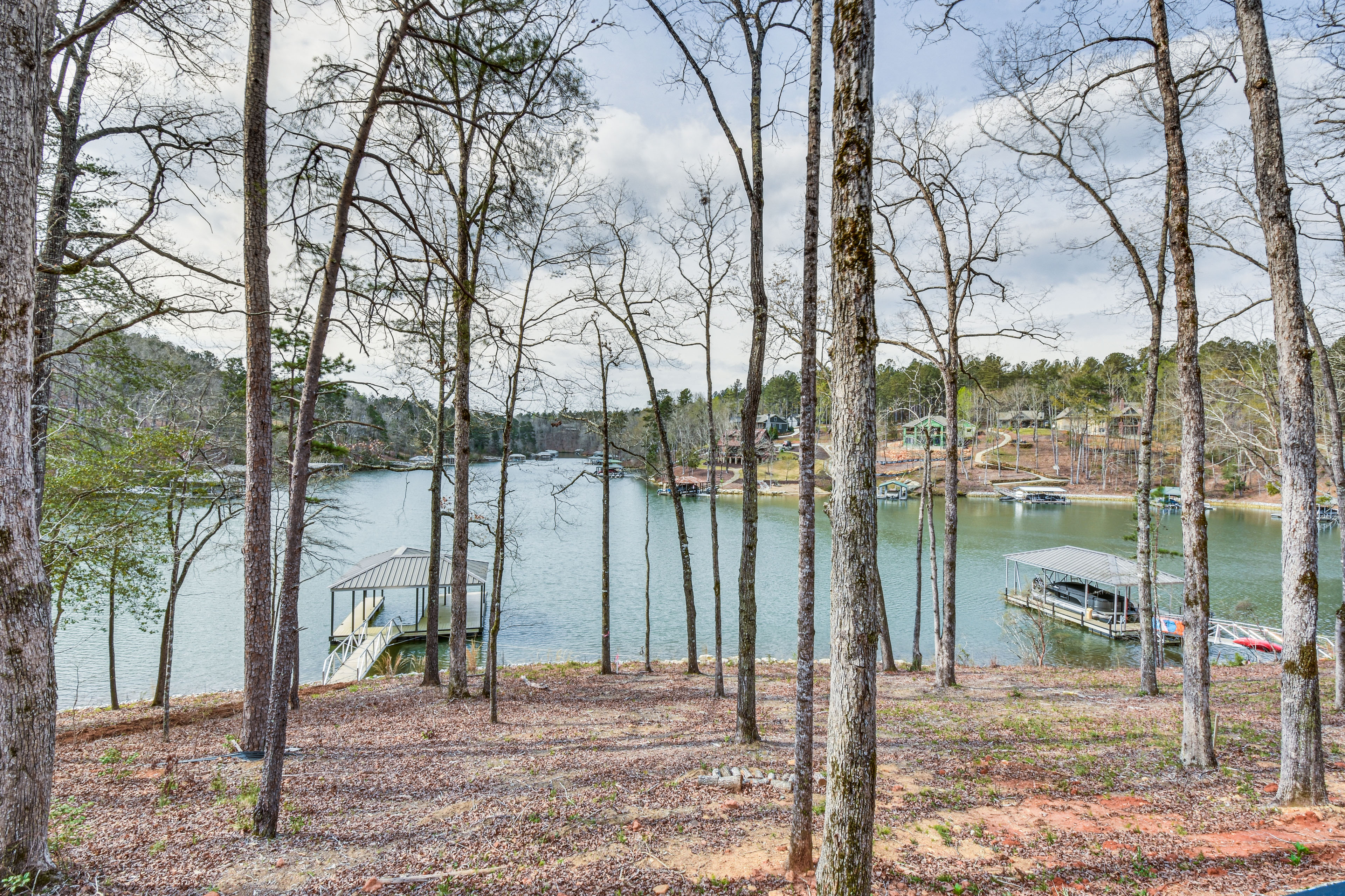 Lakefront Seneca Vacation Rental w/ Shared Dock!