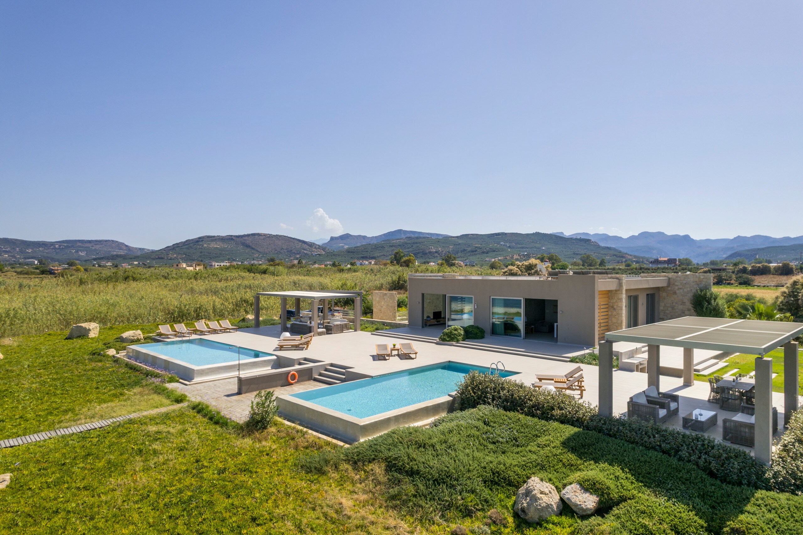 Property Image 2 - Villa Tsalo