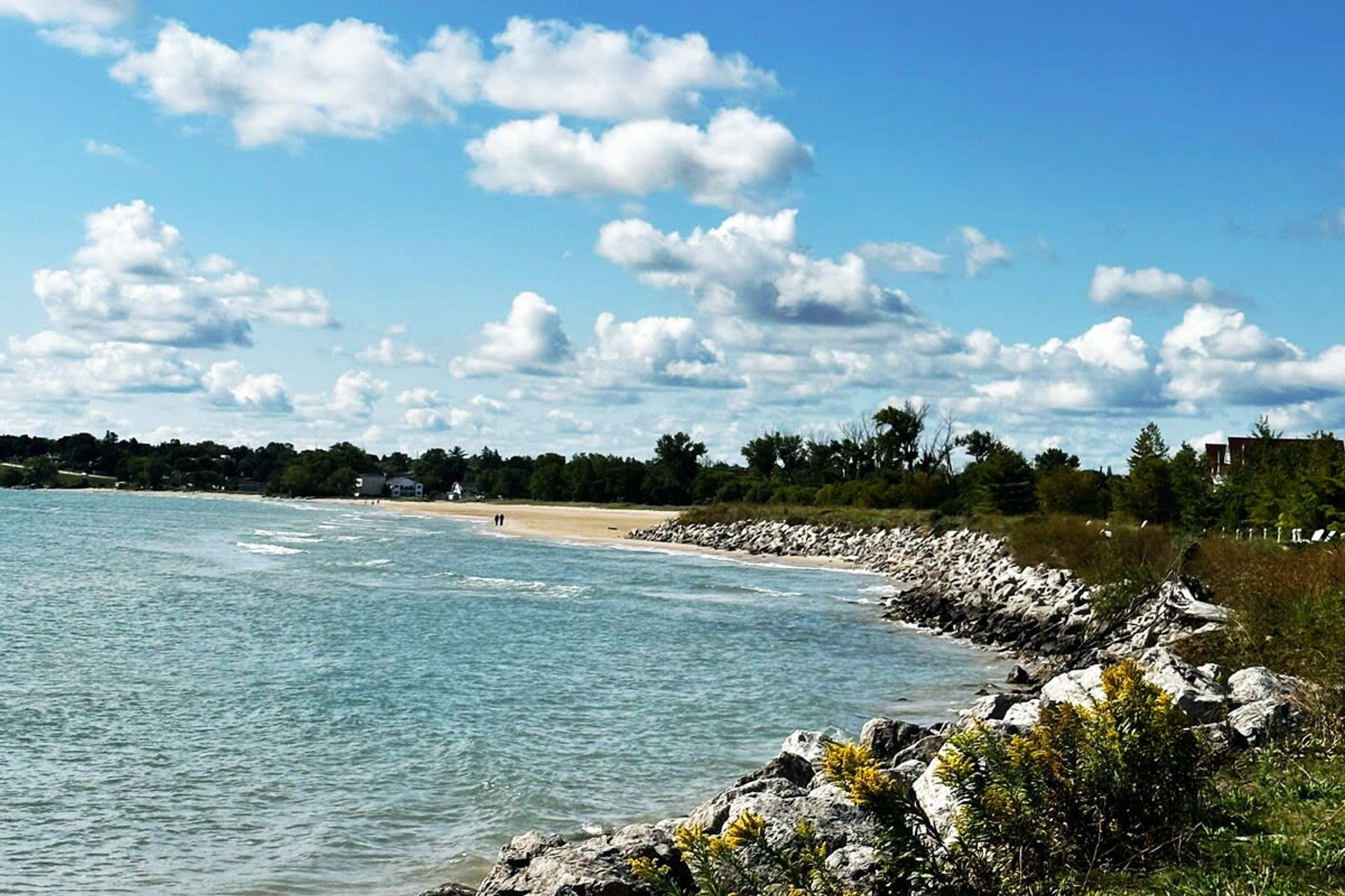 A Glorious Getaway Sheboygan - Blue Harbor Condo