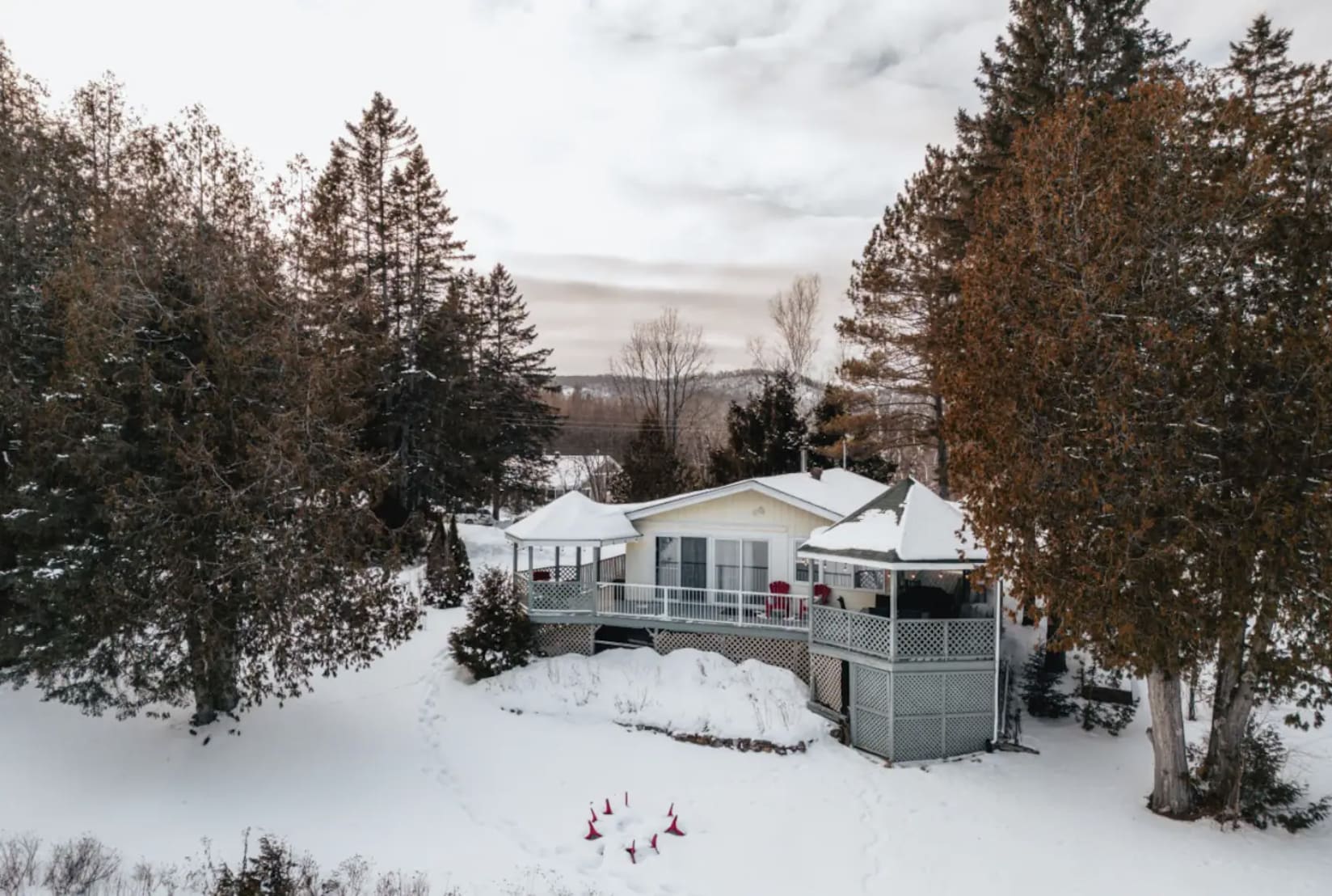 Property Image 1 - Lazy lake cabin