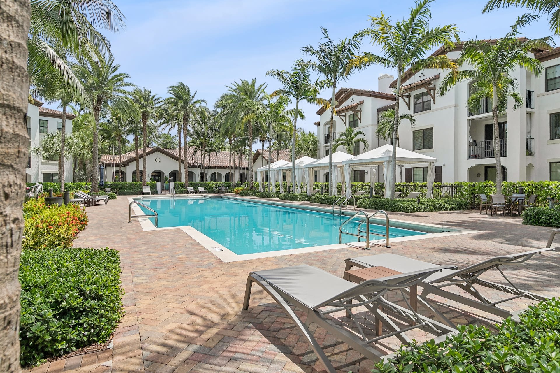 Property Image 2 - #17-102 -at Cortland Hollywood Ft. Lauderdale