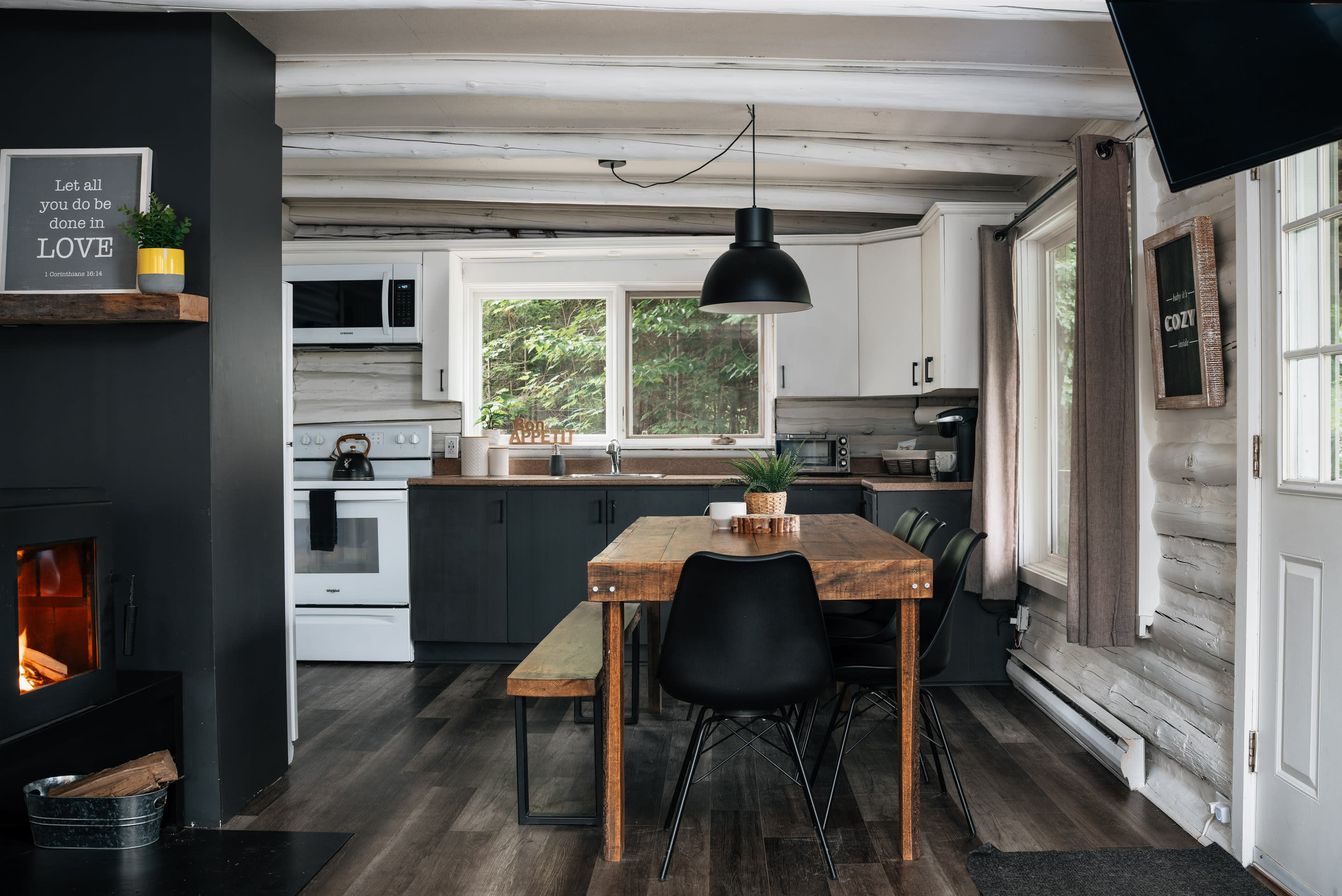 Nature Escape Forest, Spa, Near Tremblant