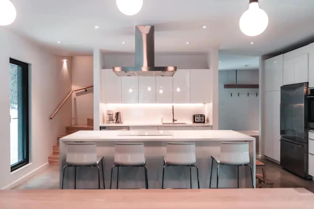 Cuisine moderne et toute équipé