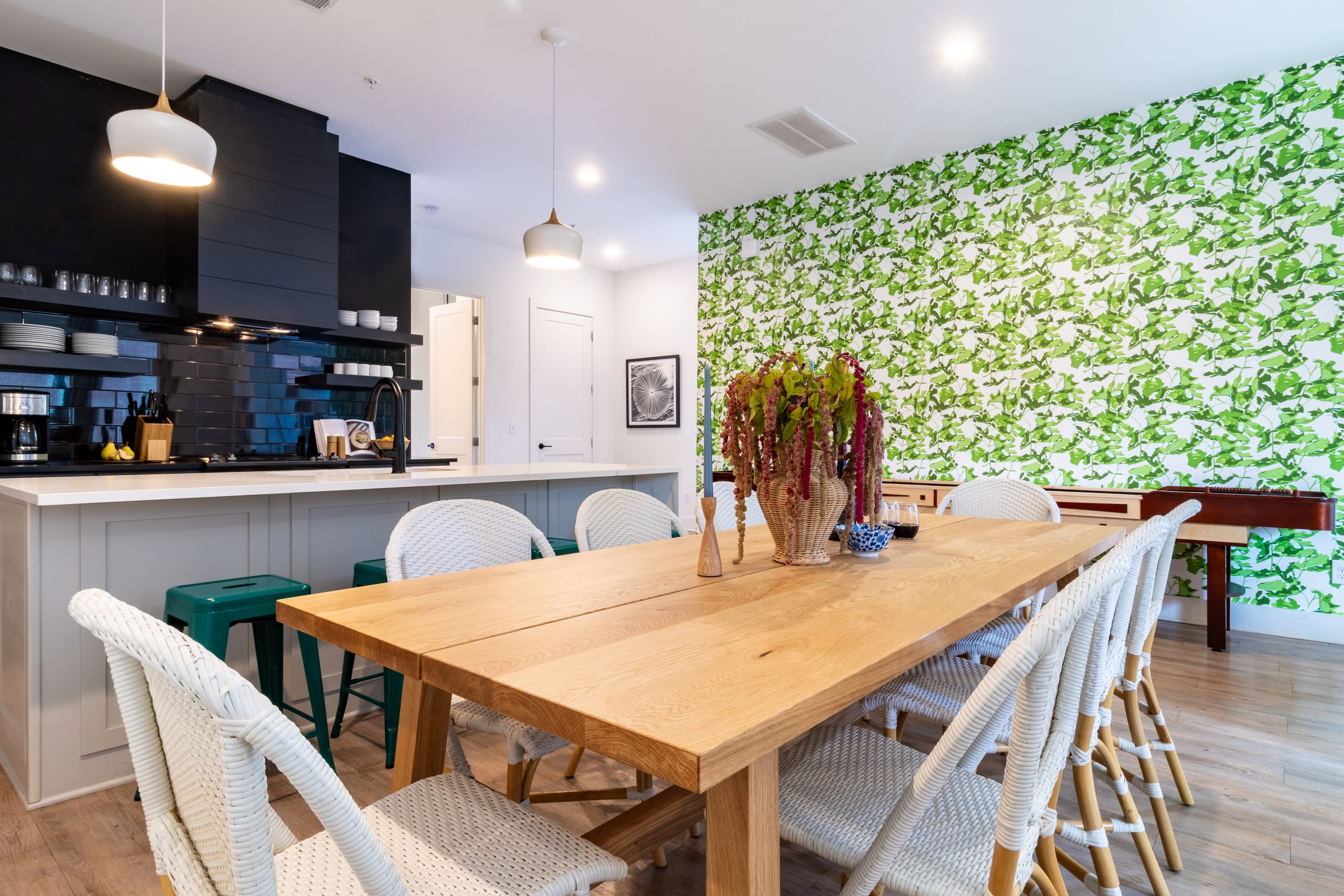 Spacious kitchen & dining space making every meal comfortable.