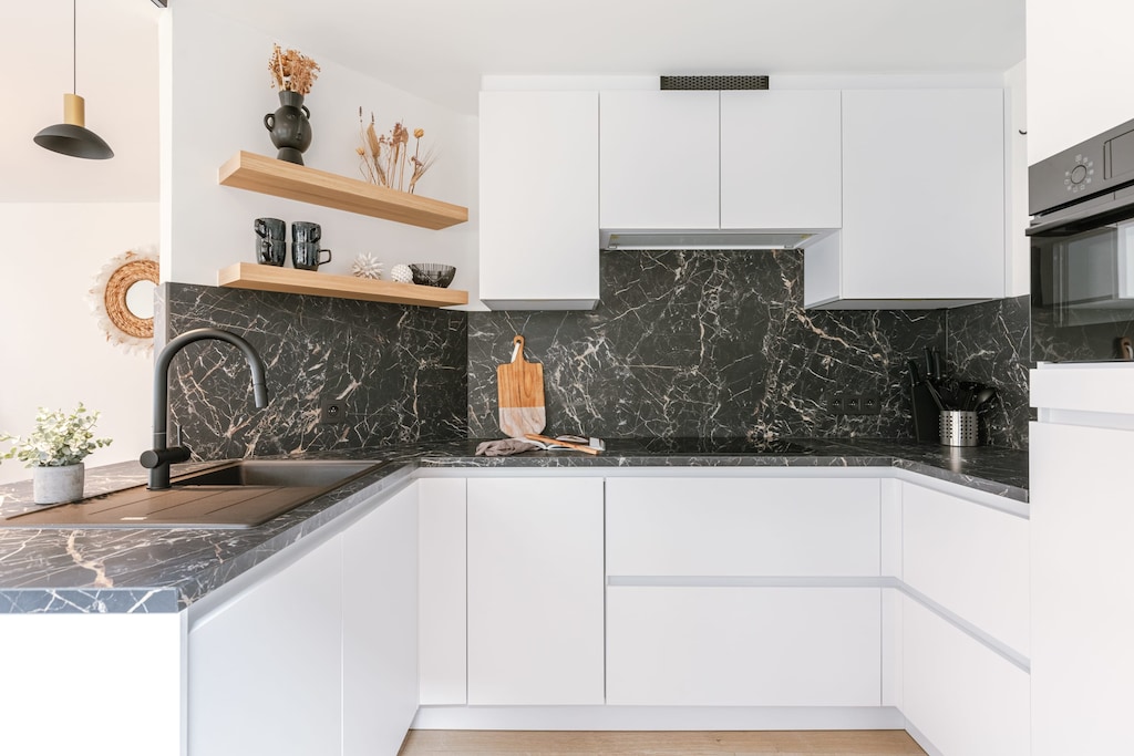 Equipped kitchen with Nespresso