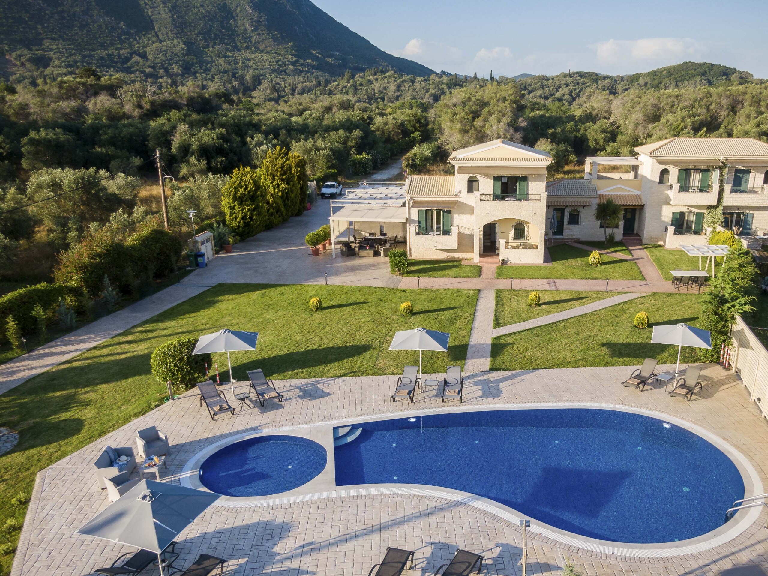 Property Image 2 - Villa Clitia