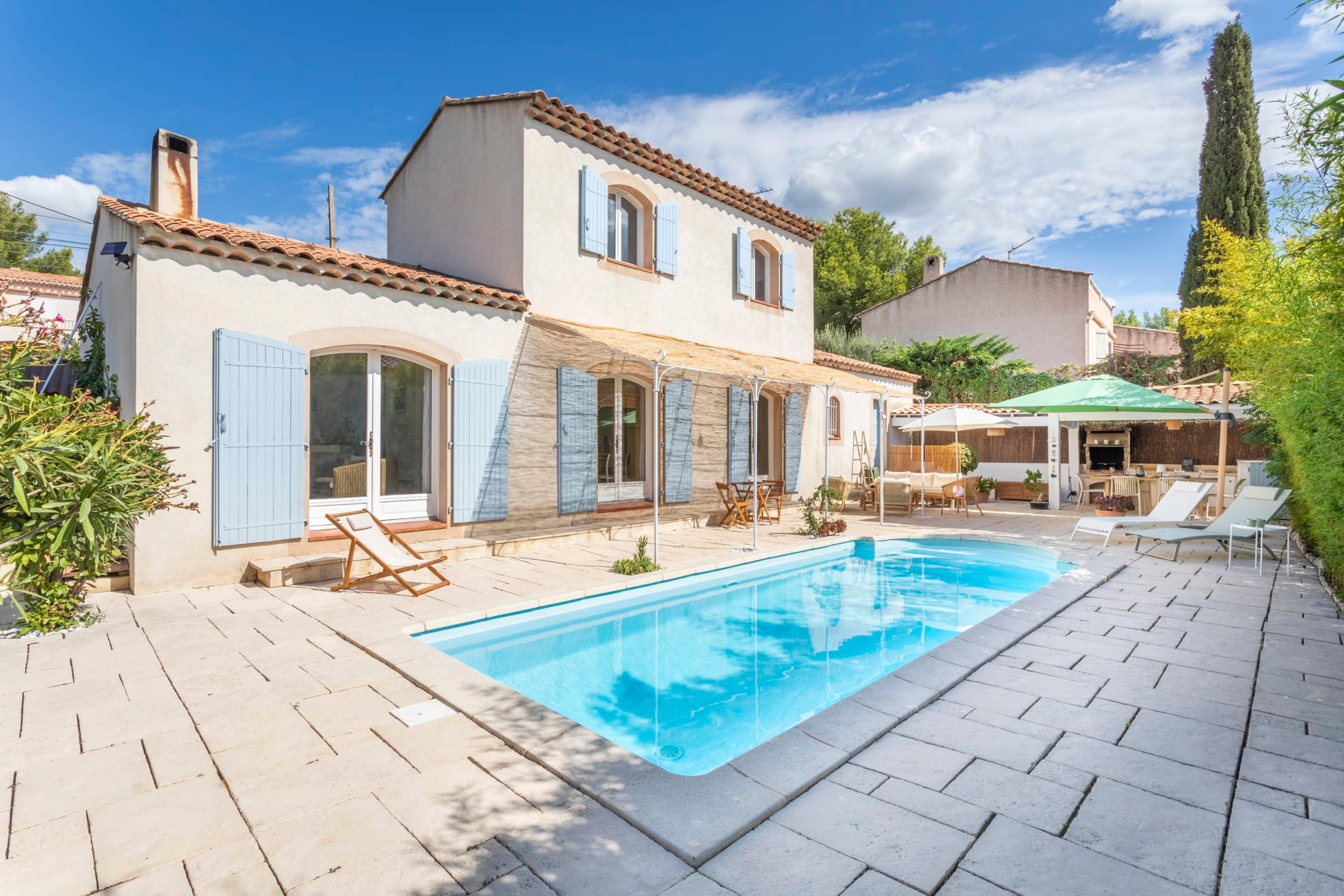 Property Image 1 - 1268BOI - Bandol - F83-2