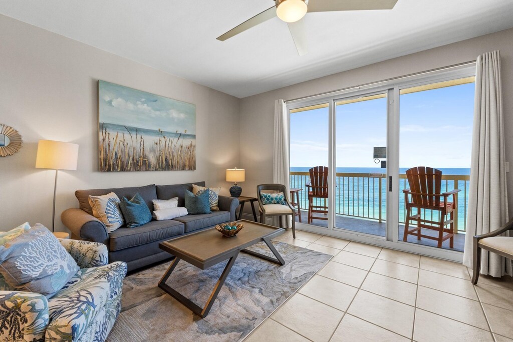 Living Area with Gulf Views