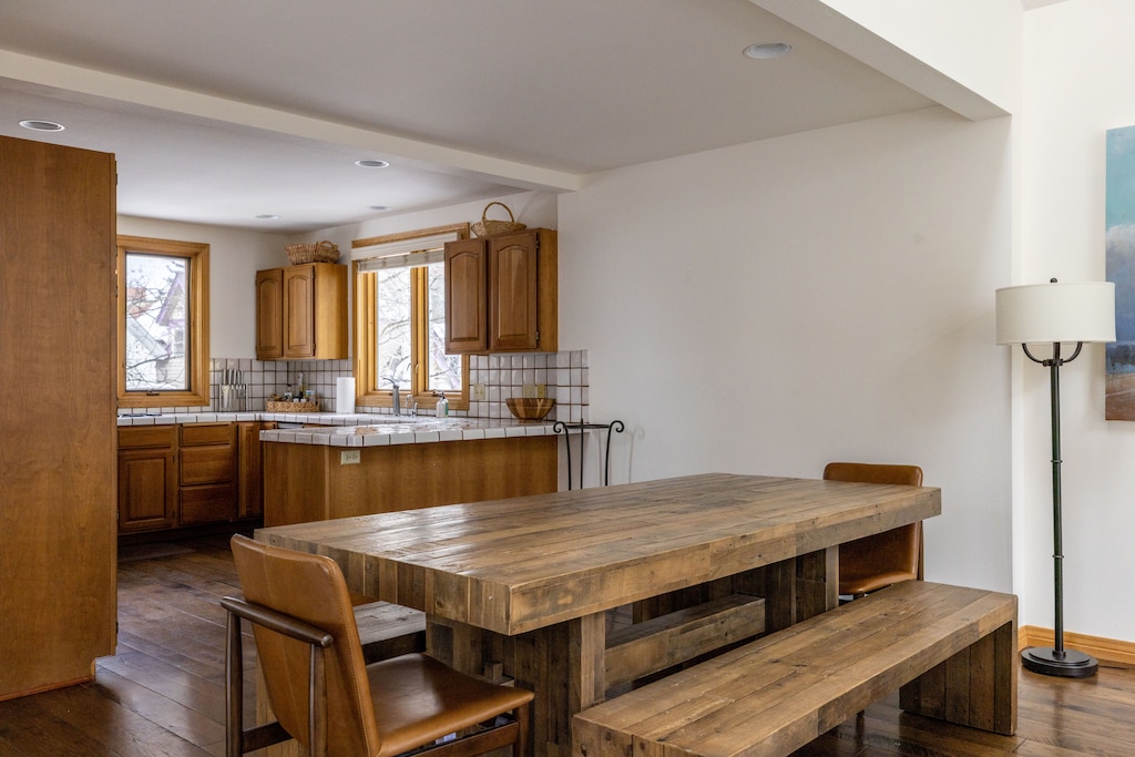 Dining area with seating for 8