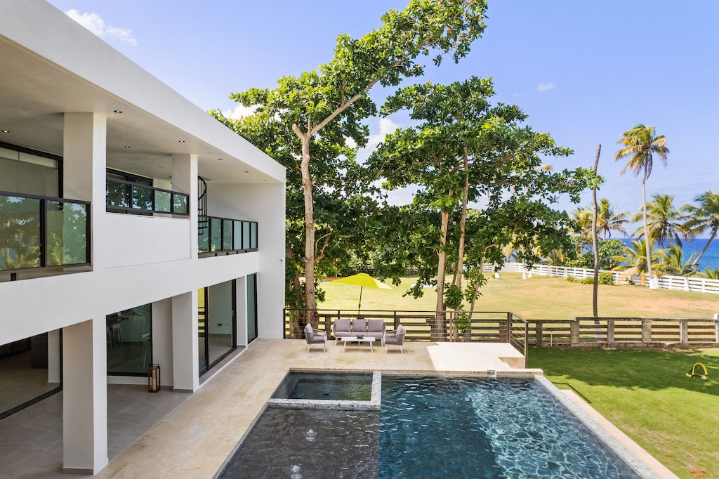 Welcome to Salty Villa! Your modern beachfront oasis in Arecibo!