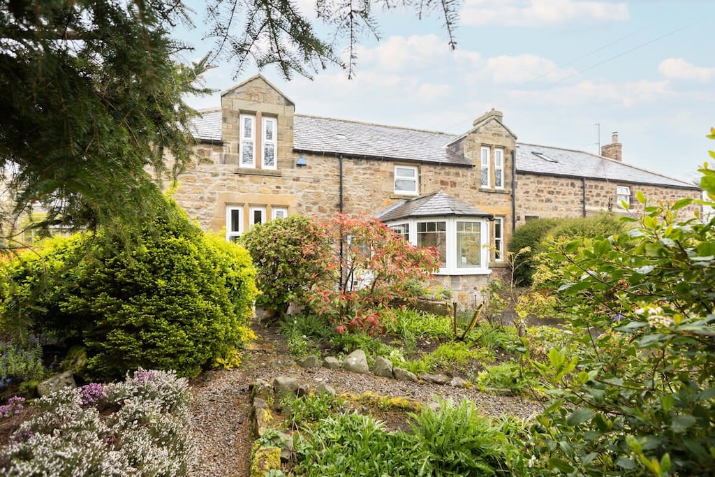 Old Reading Room, Lesbury - Host & Stay