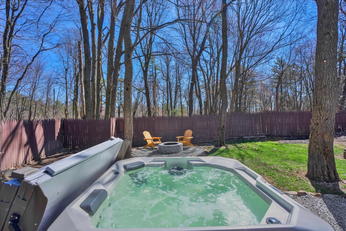 Property Image 2 - Modern & Cozy Pocono Log Cabin | Hot Tub & Firepit