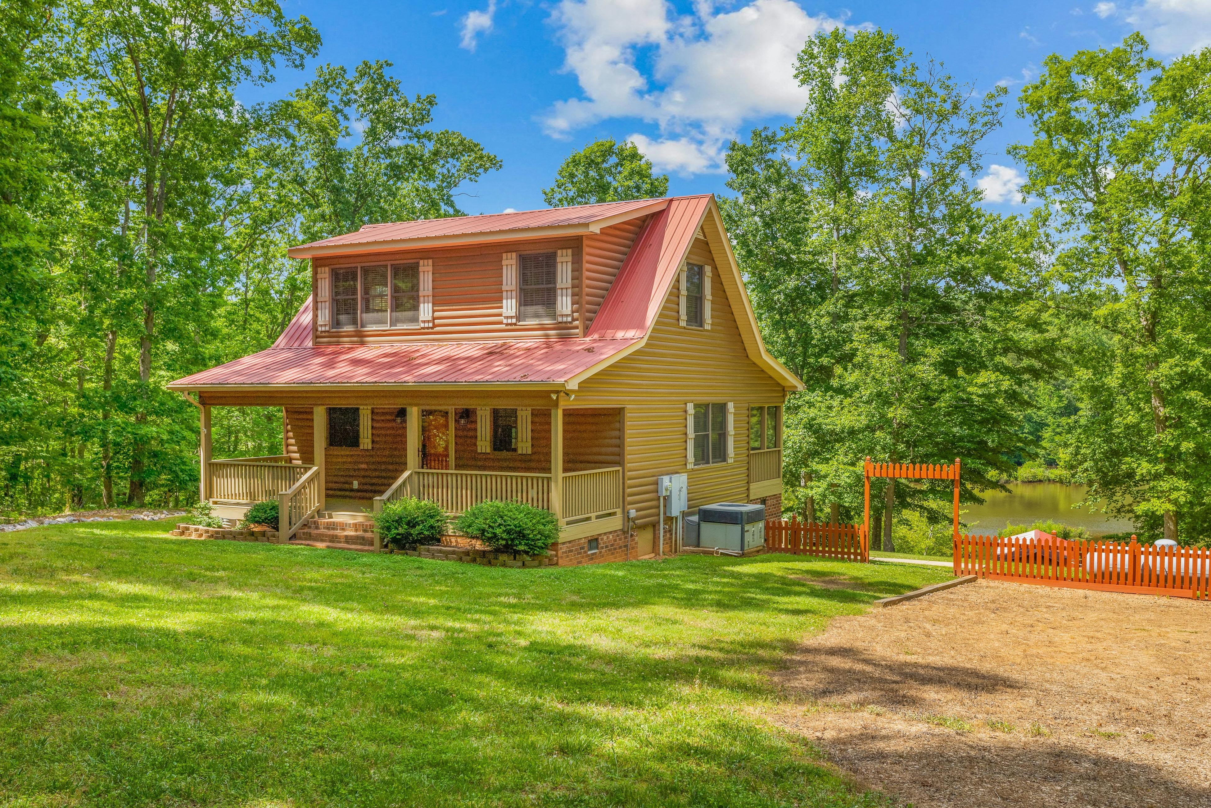 Property Image 1 - The Cozy Cabin on Lake Gaston