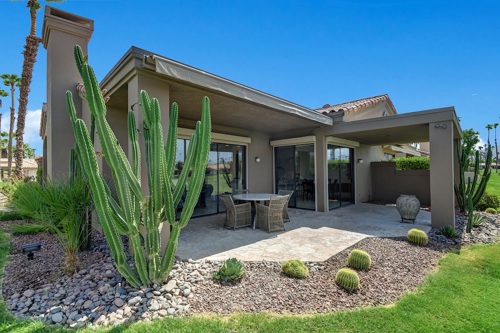 BACK OF HOME TIGHT.jpg mls