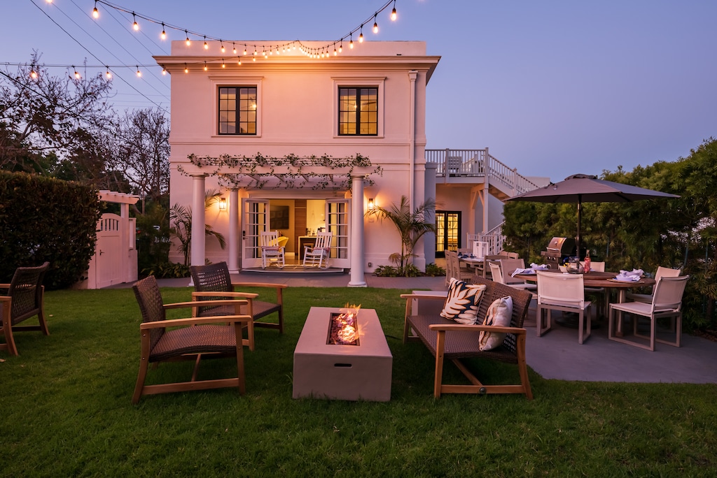 Large yard for your pleasure