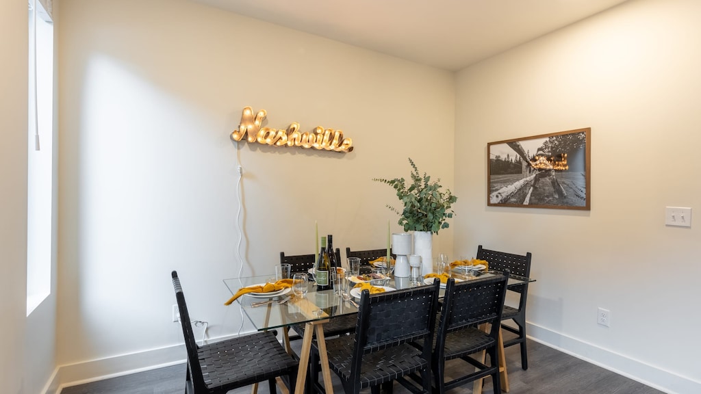 Dining area has seating for 6.