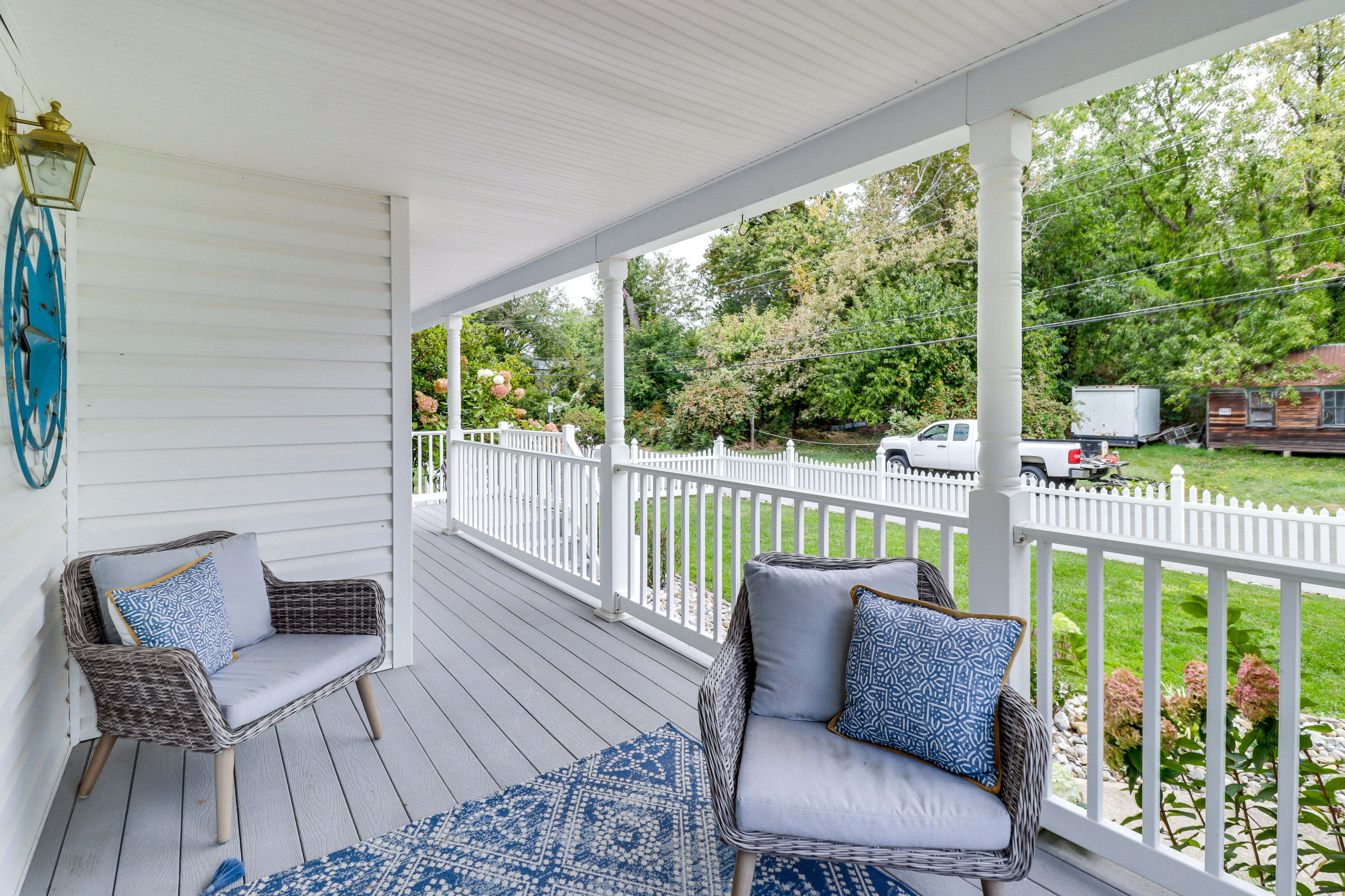 Water-View Deale Home: Walk to Marina, Restaurants