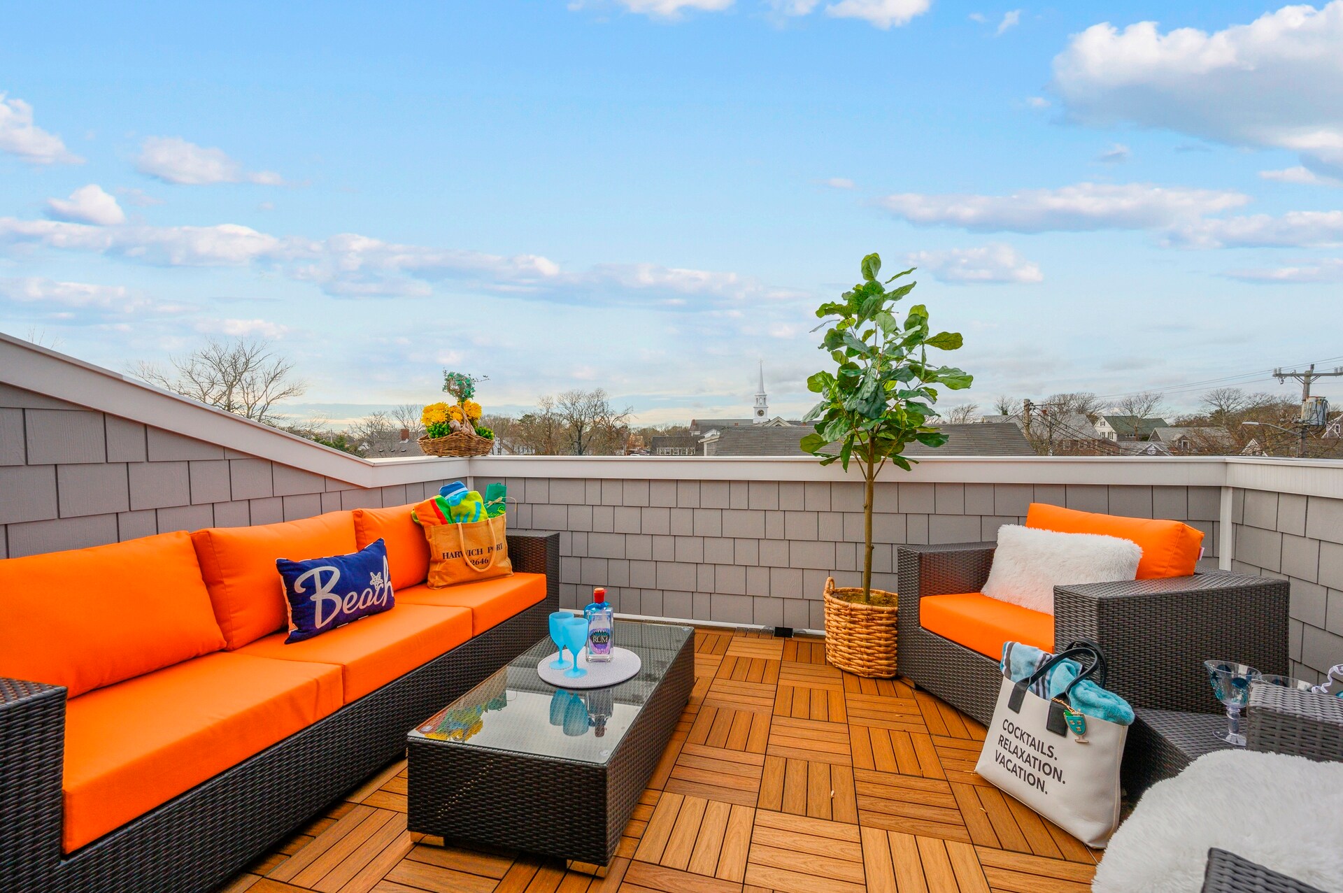 Roof top terrace for your enjoyment!