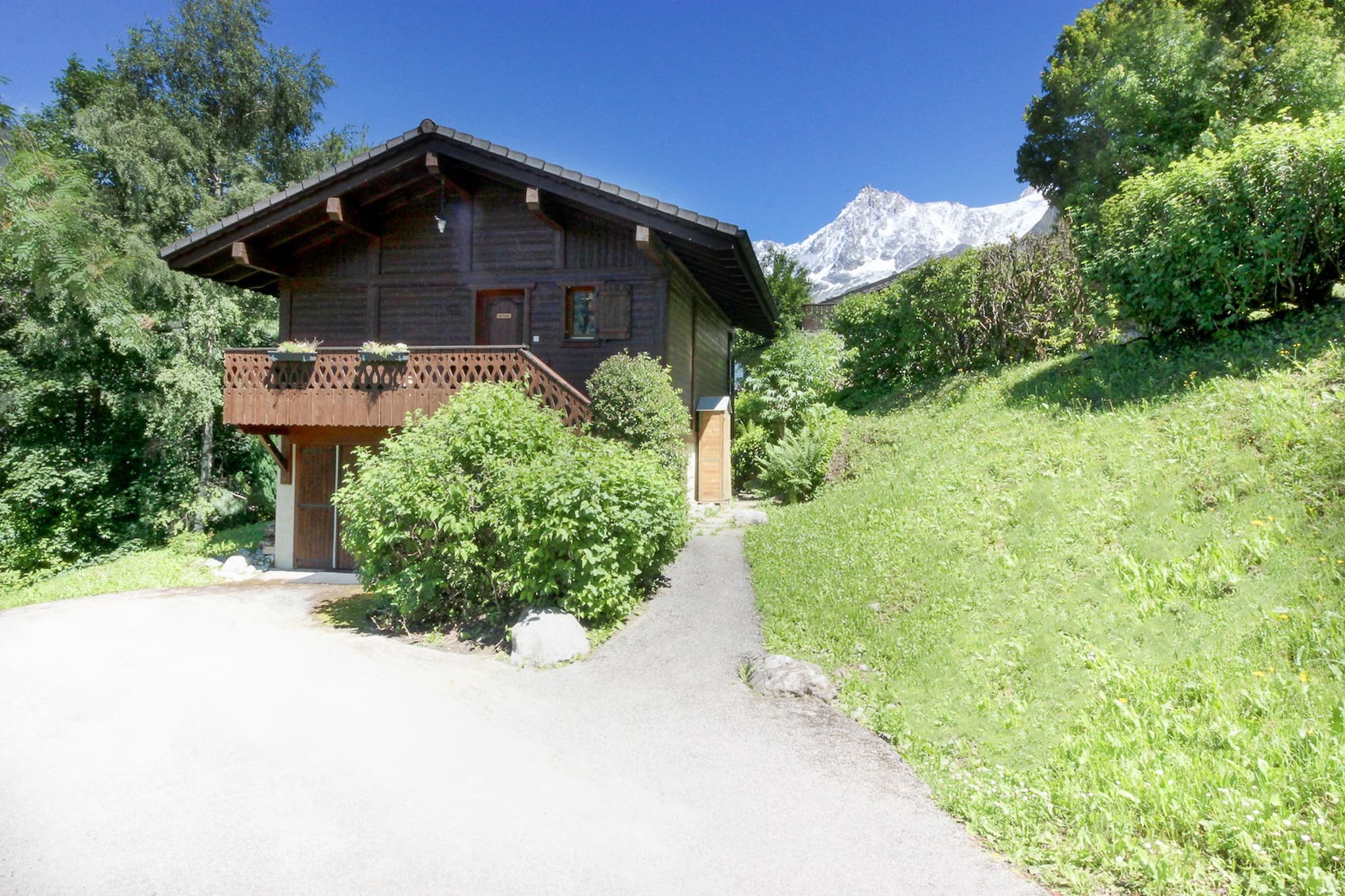 Chalet Kandahar -Jardin-Skis aux pieds-Piscine - Home Rental in Les Houches