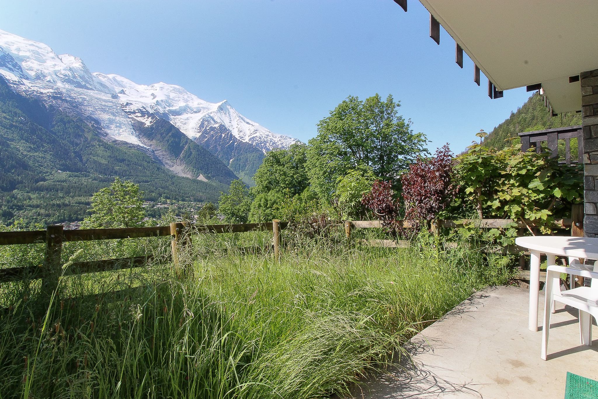 Property Image 1 - Le Cretet 2 - Jardin Privé avec Vue Mont-Blanc