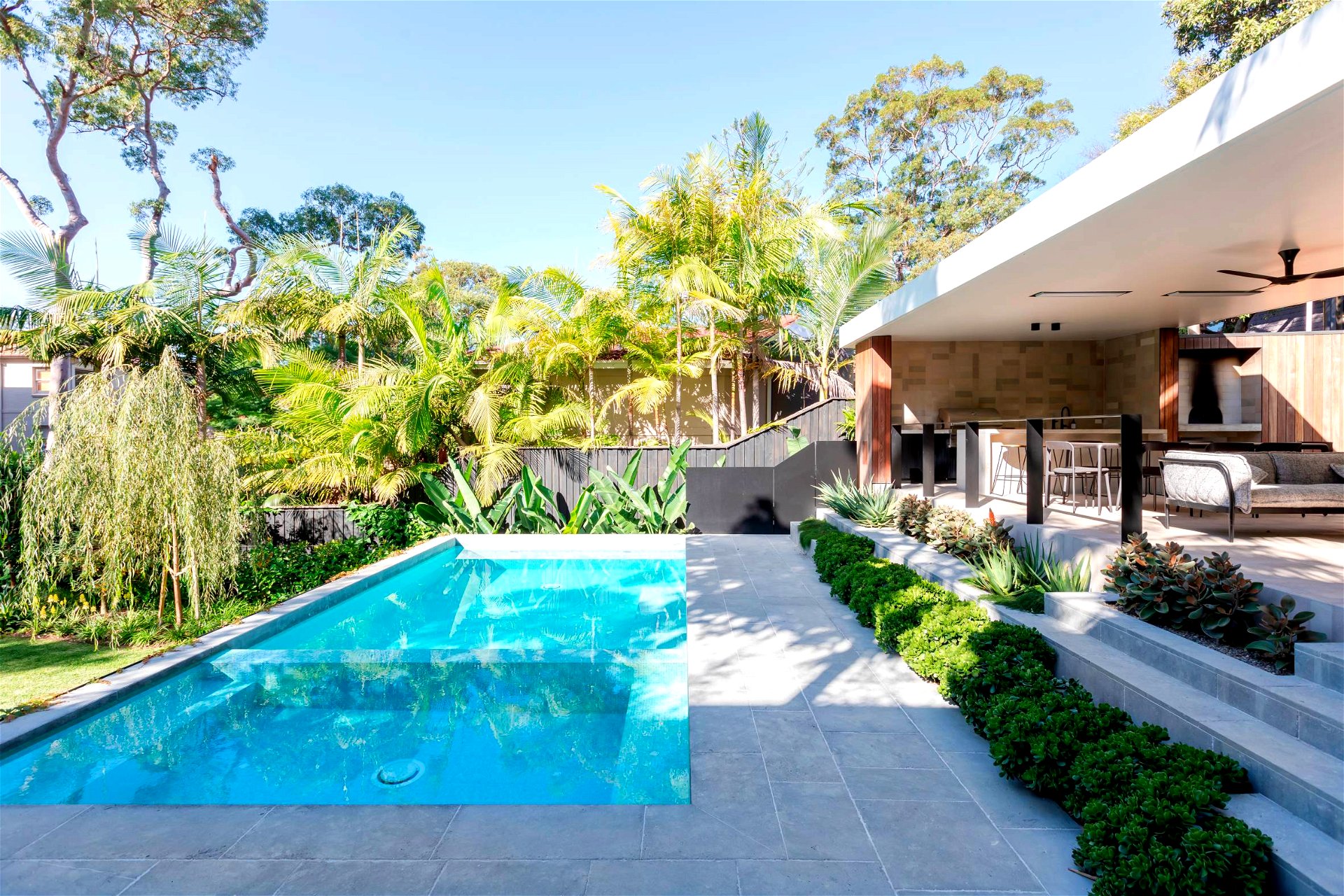 Property Image 1 -  Balmoral Luxury Estate (Walk to Beach)