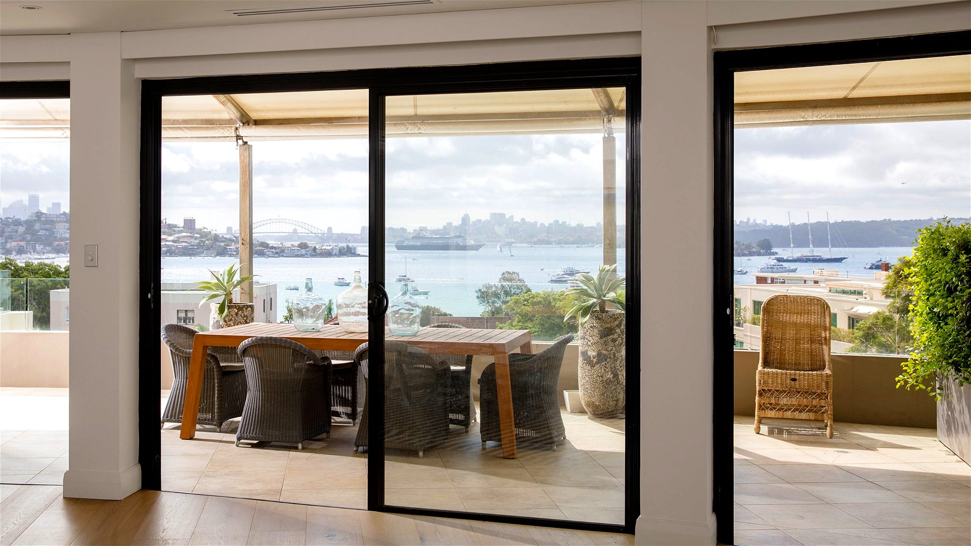 Property Image 1 -  Rose Bay Luxe Penthouse (Walk to Beach)