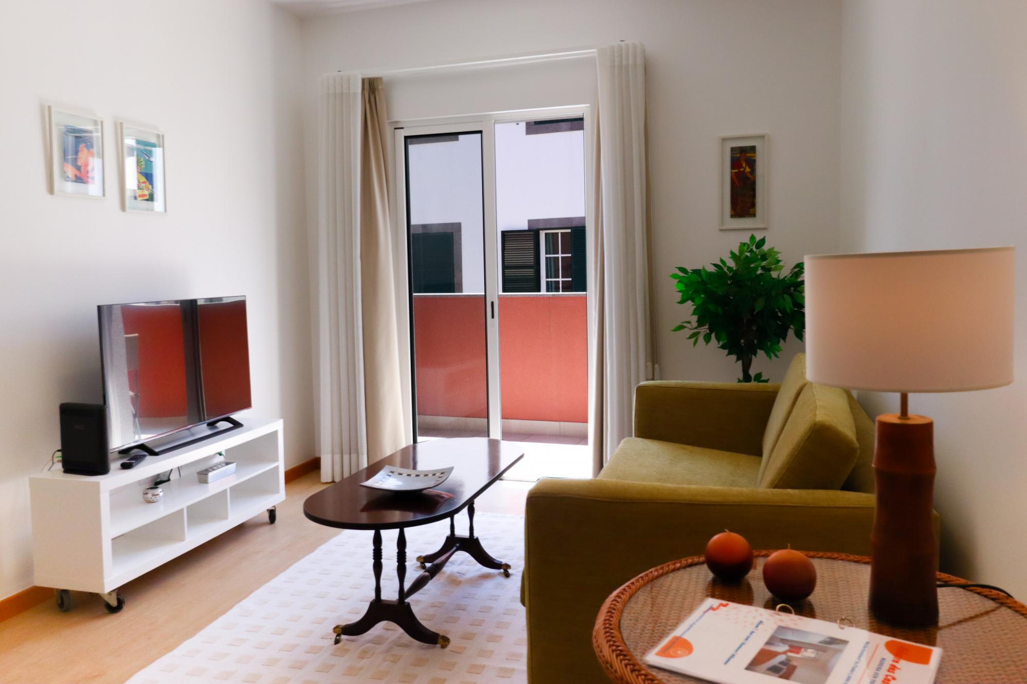 Ribeira das Casas Apt 2C by Madeira Sun Travel - Home Rental in Funchal