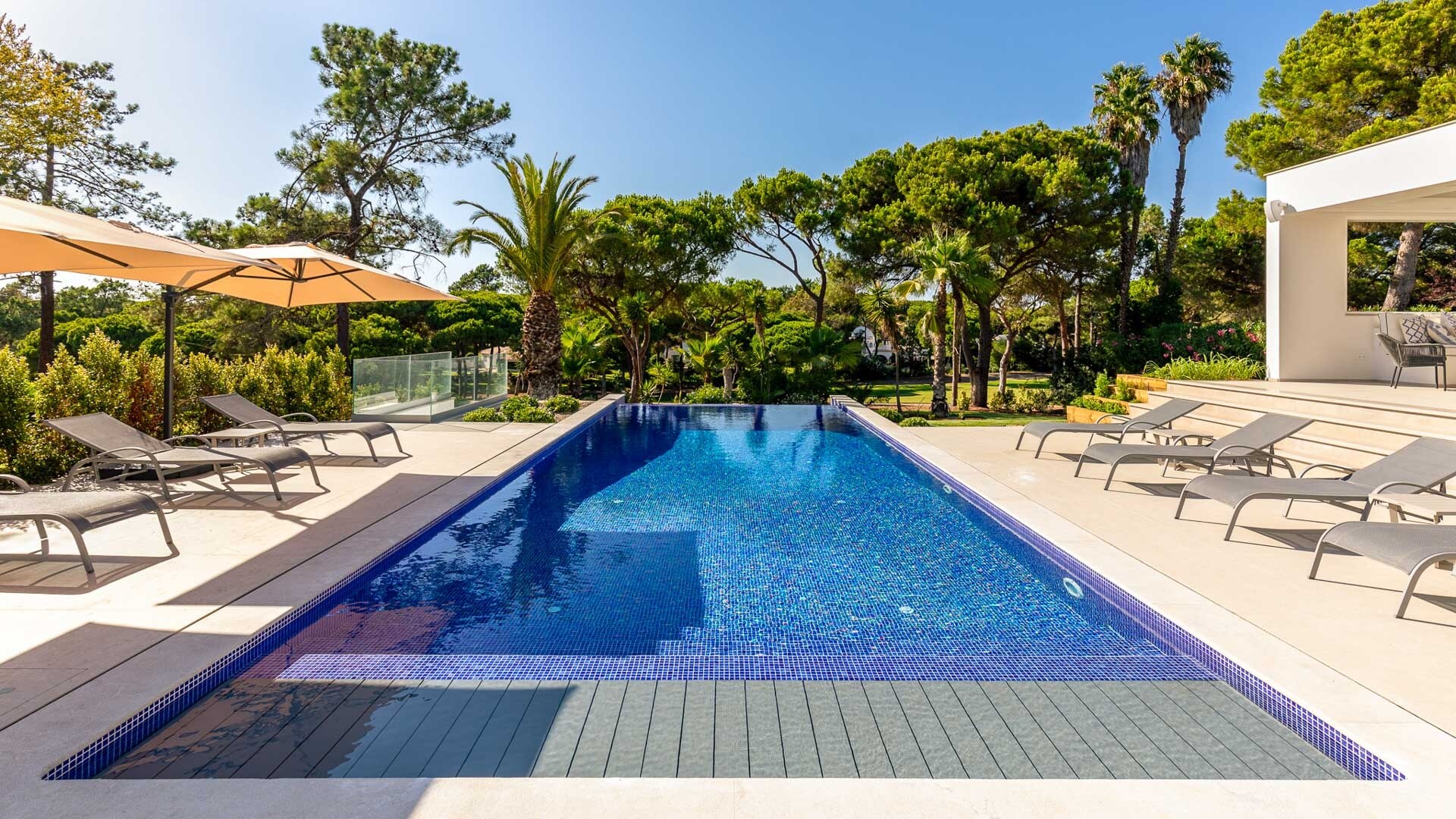 Property Image 2 - Golf Course Views and Poolside Bliss in QDL