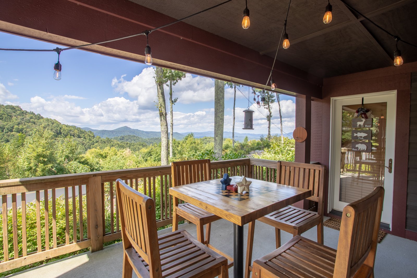 Covered Porch with Outdoor Dining