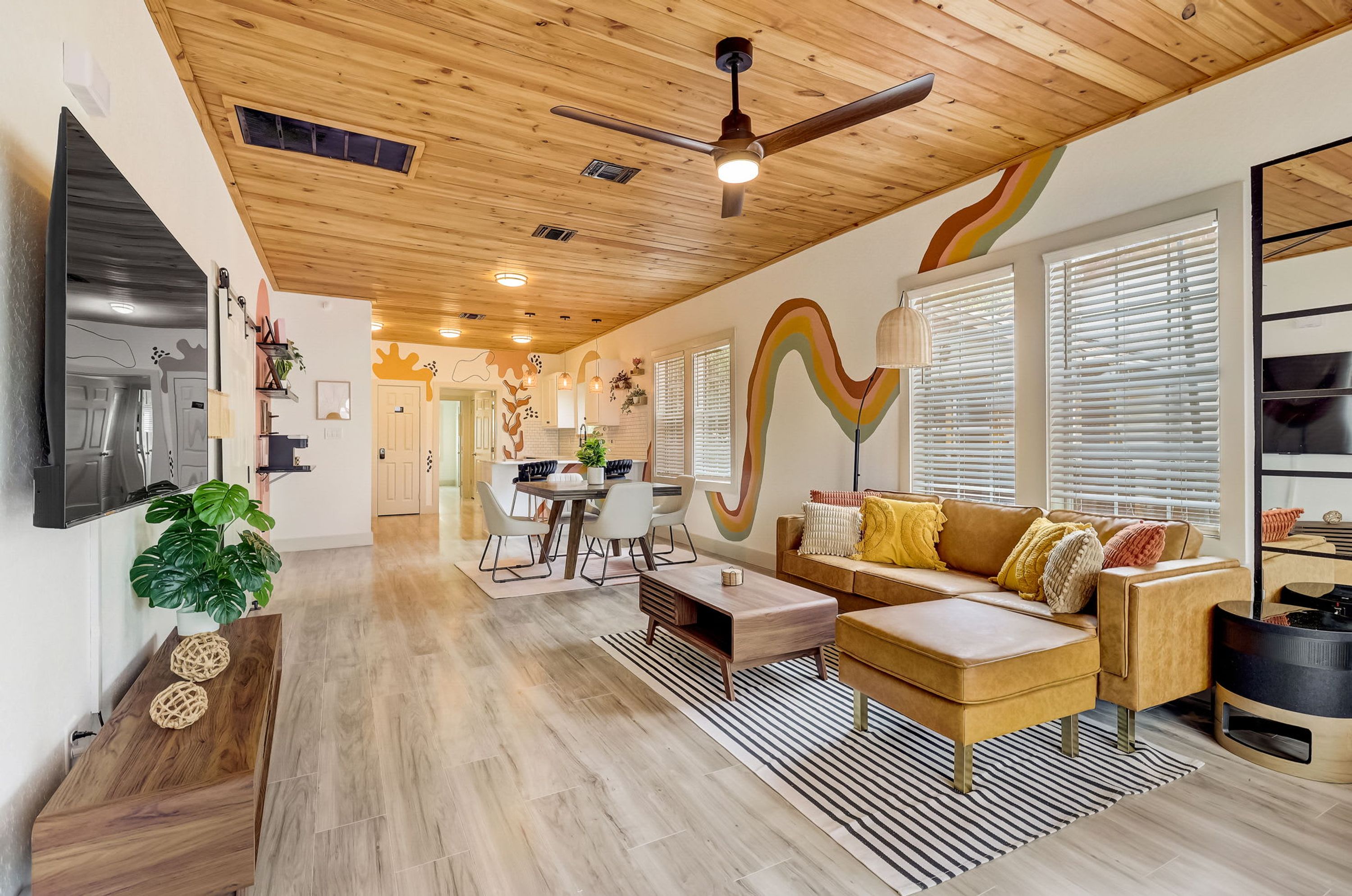 Property Image 1 - The Retro Retreat - Close to Downtown  Fort Sam