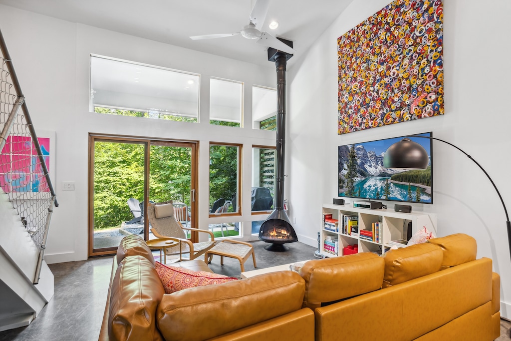 Welcome to The Mod Lodge