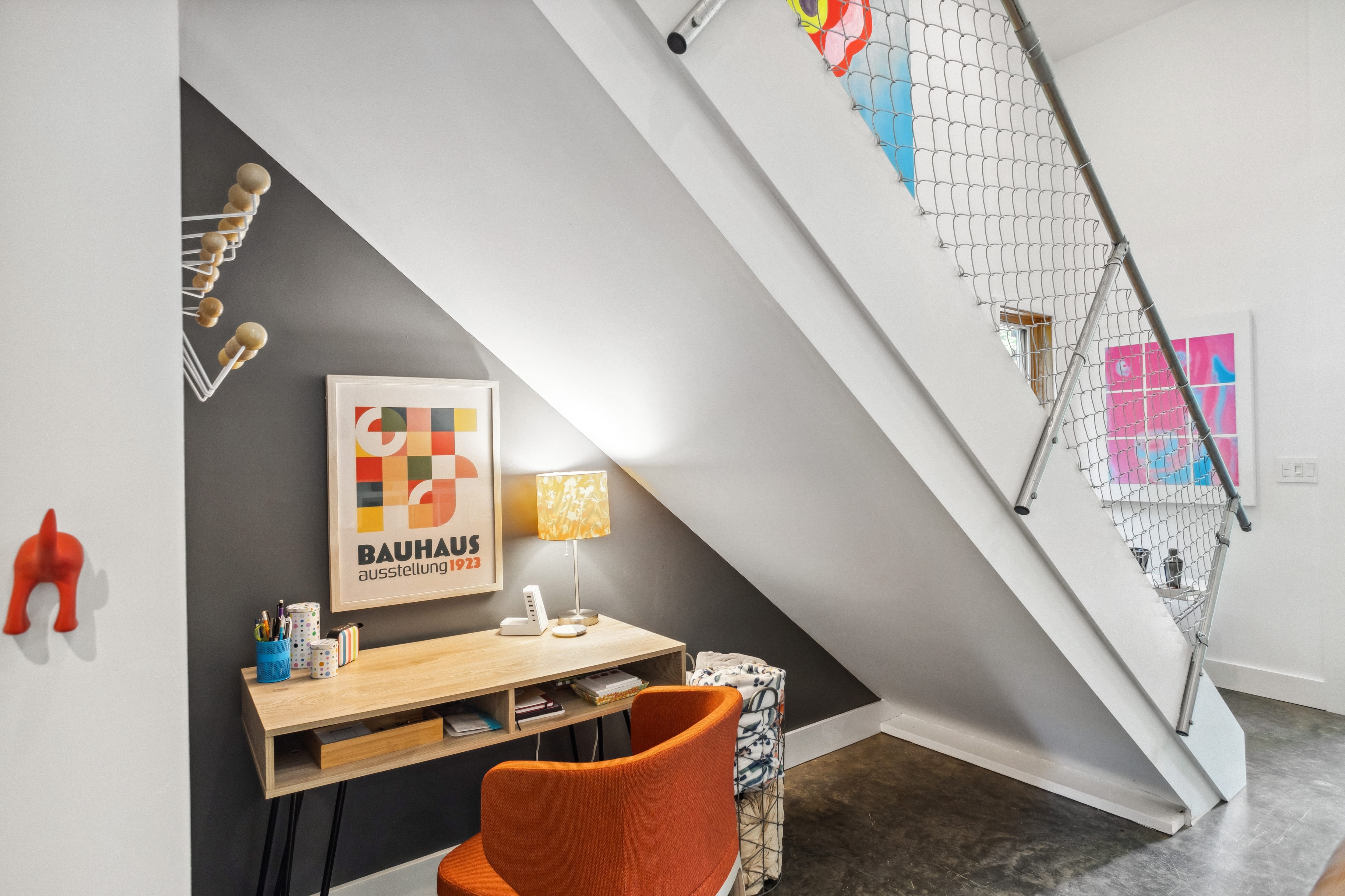 Work Station on the Main Level Work Station on the Main Level