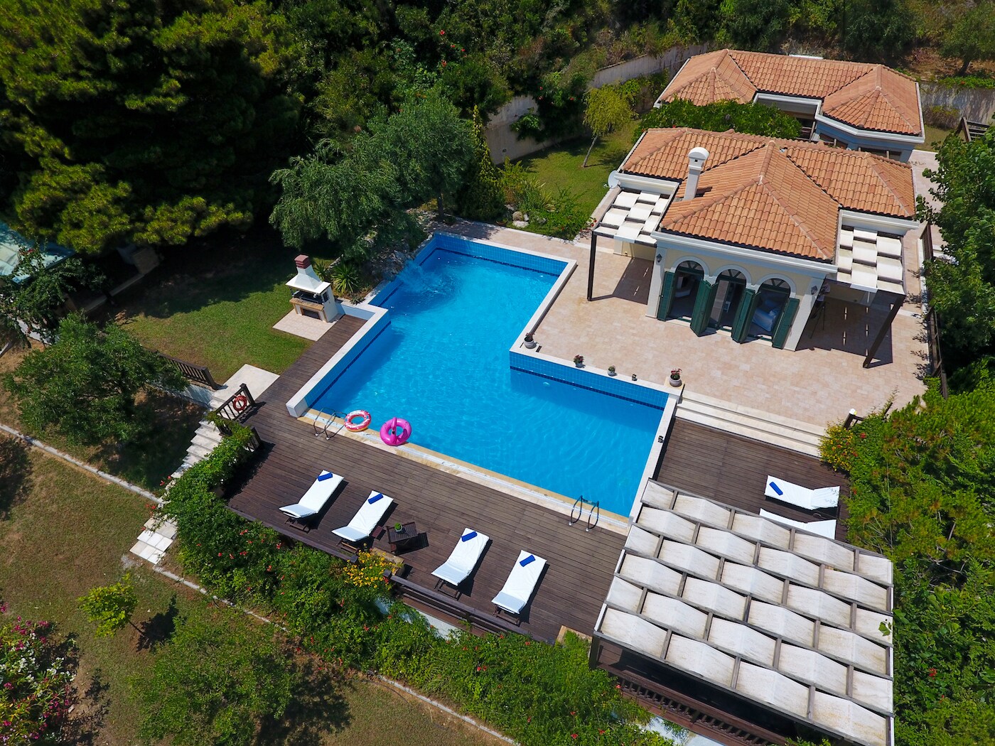 Property Image 2 - Villa Polixene