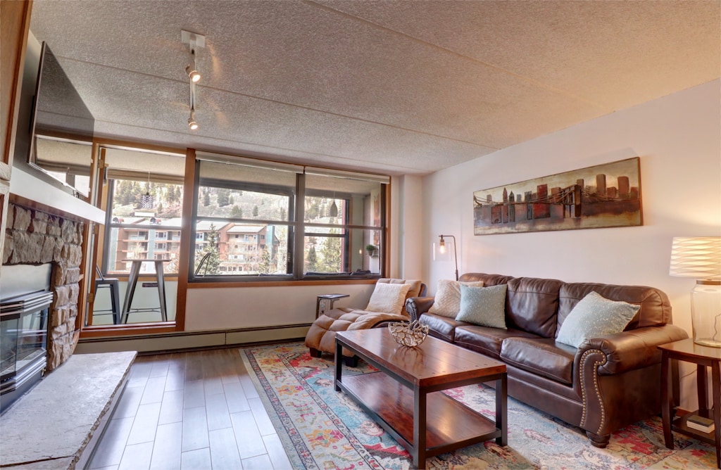 Large windows allow for ample natural light to come in.