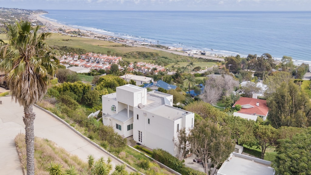 Panoramic views and coastal charm greet you from every angle.