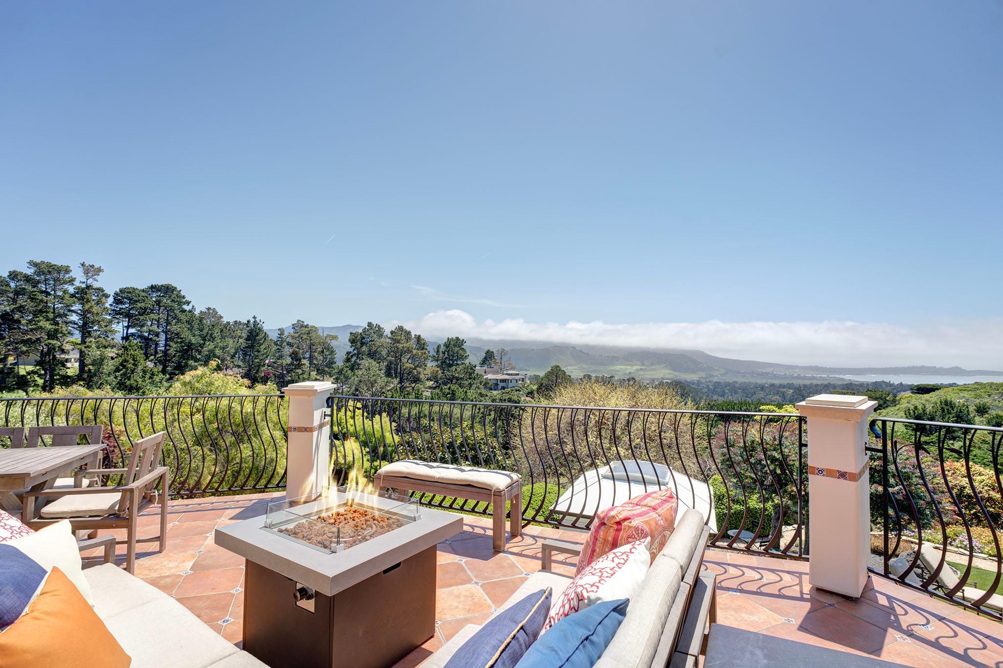 Panoramic Ocean and Point Lobos  Views and Fire Pit!