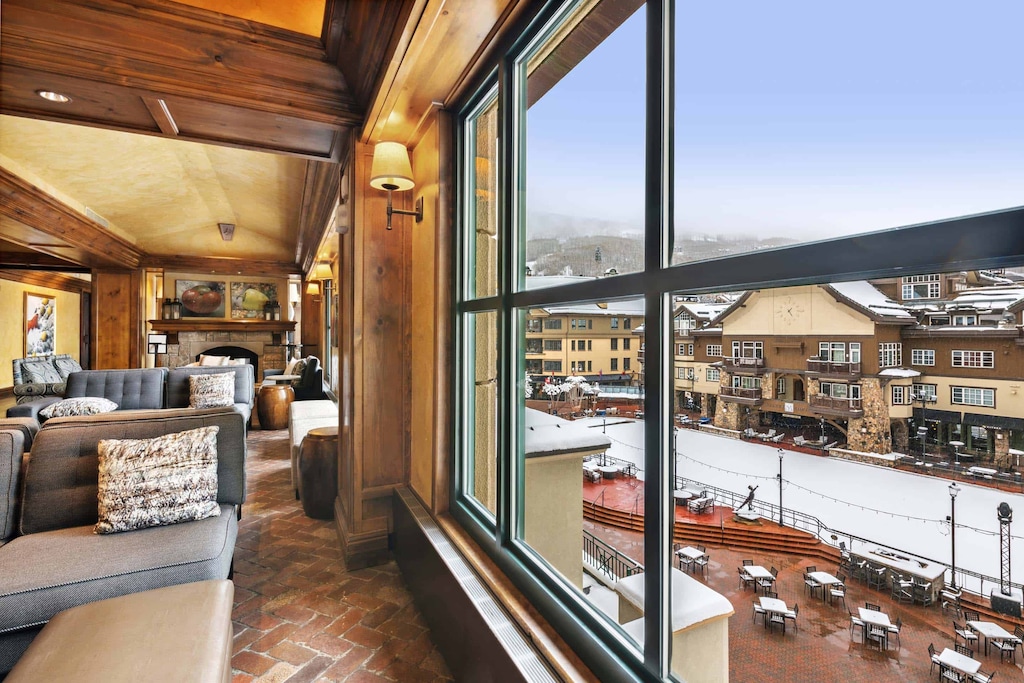 parkhyatt-lobby-2723_54133415109_o