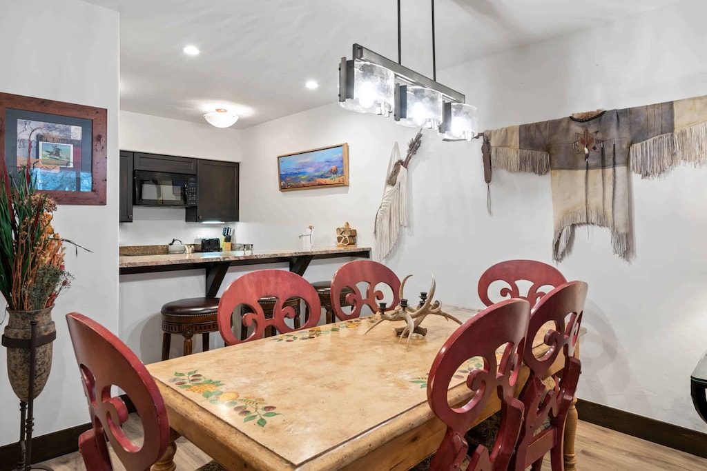 1700601174814-332-12