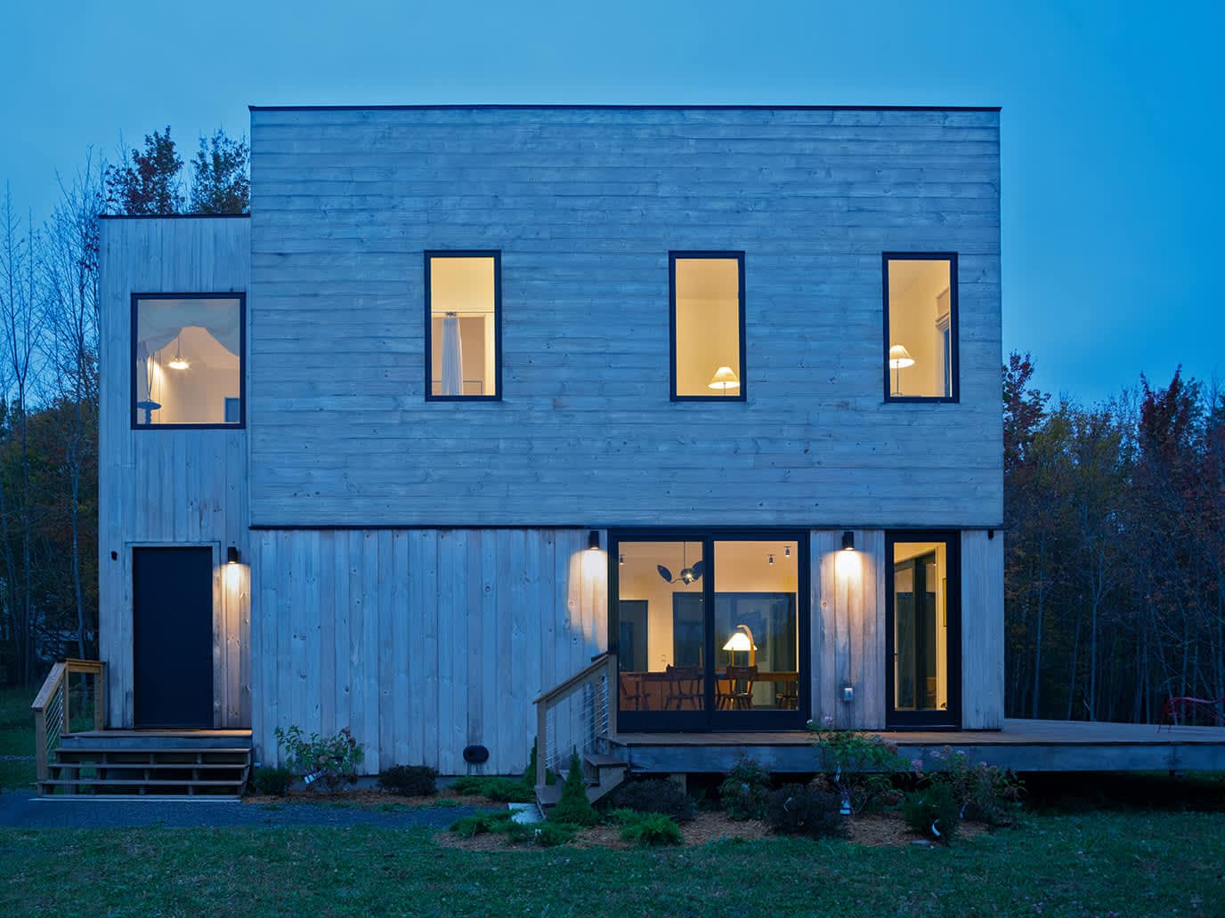 Property Image 2 - Modern Mountain Retreat with Hot Tub