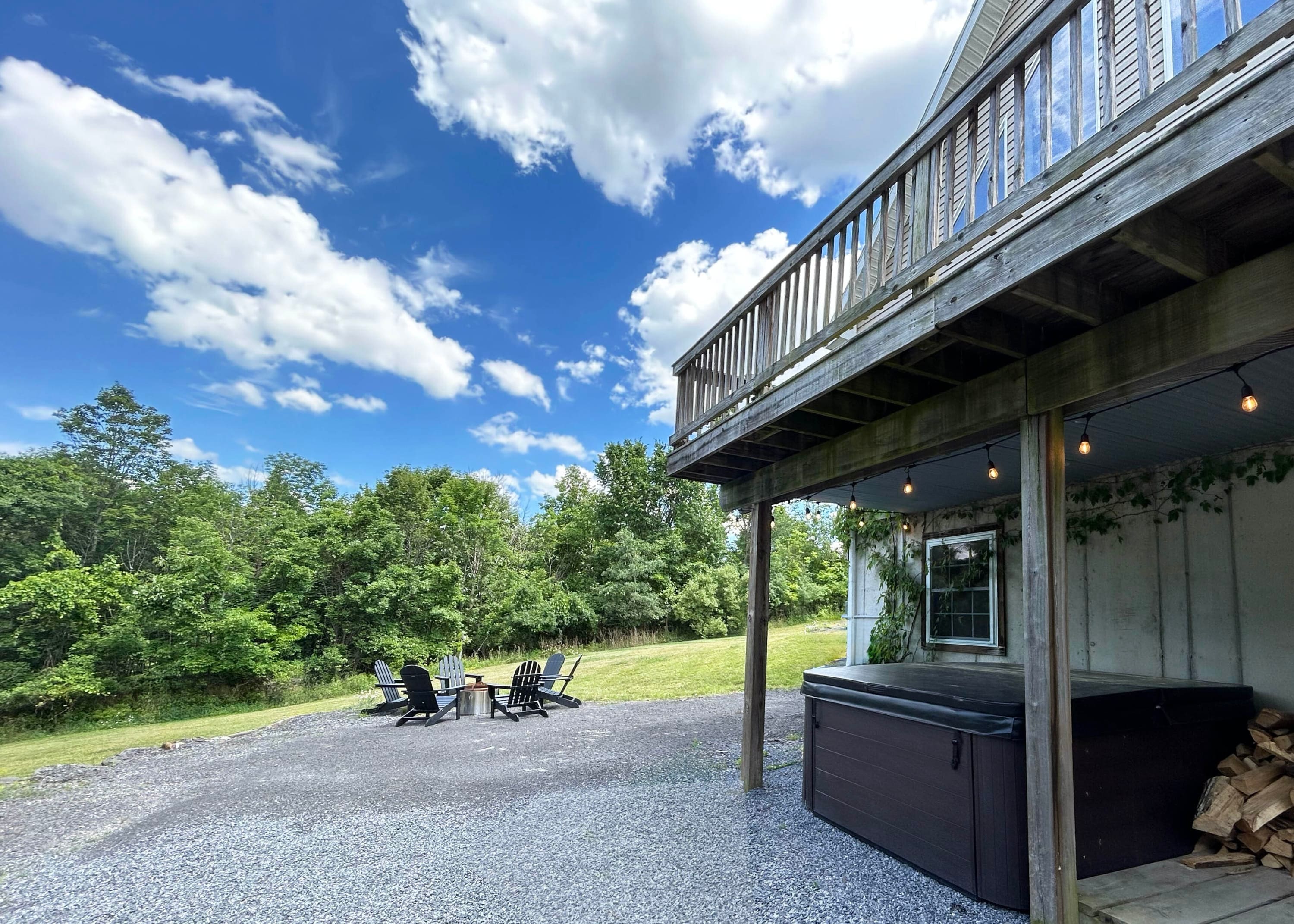 Property Image 2 - Modern Home with Brand New Hot Tub and Fire Pit