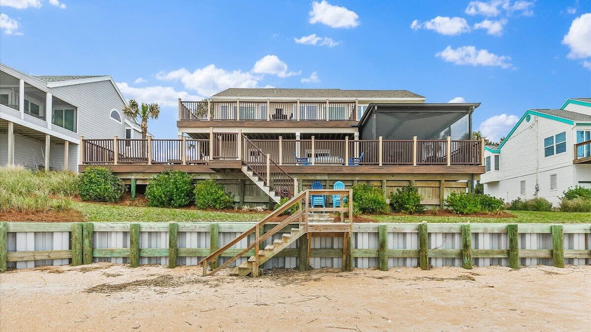 Property Image 1 - Beach front, 3 br | Foxy’s Retreat 