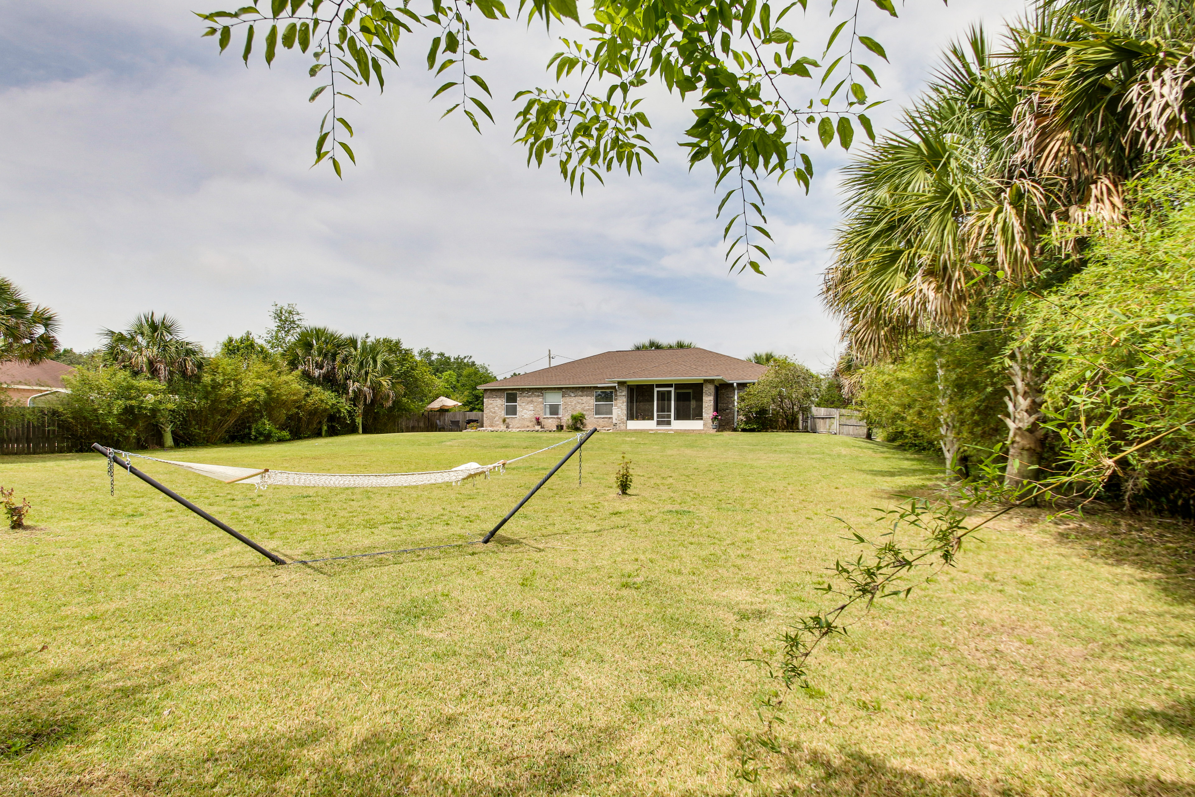 Property Image 2 - Stylish Navarre House w/ Patio: 4 Mi to Beach!