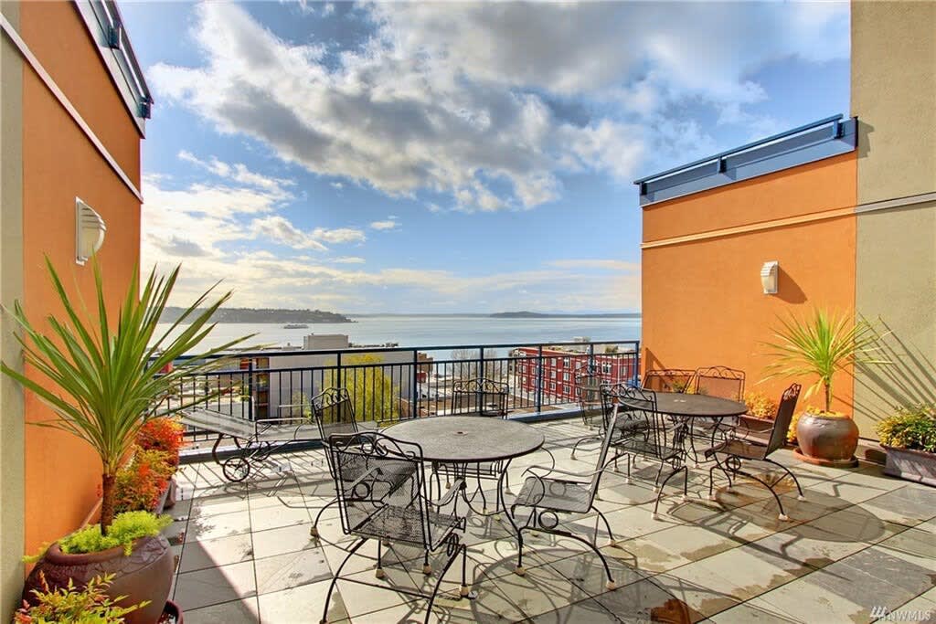 Enjoy sunsets and sound views from the community rooftop deck.