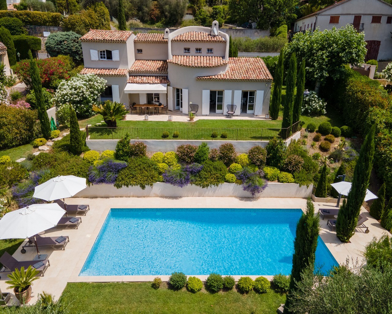 Property Image 2 - Villa des Cedres in Mougins