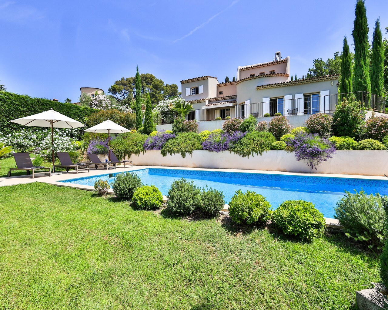 Property Image 1 - Villa des Cedres in Mougins