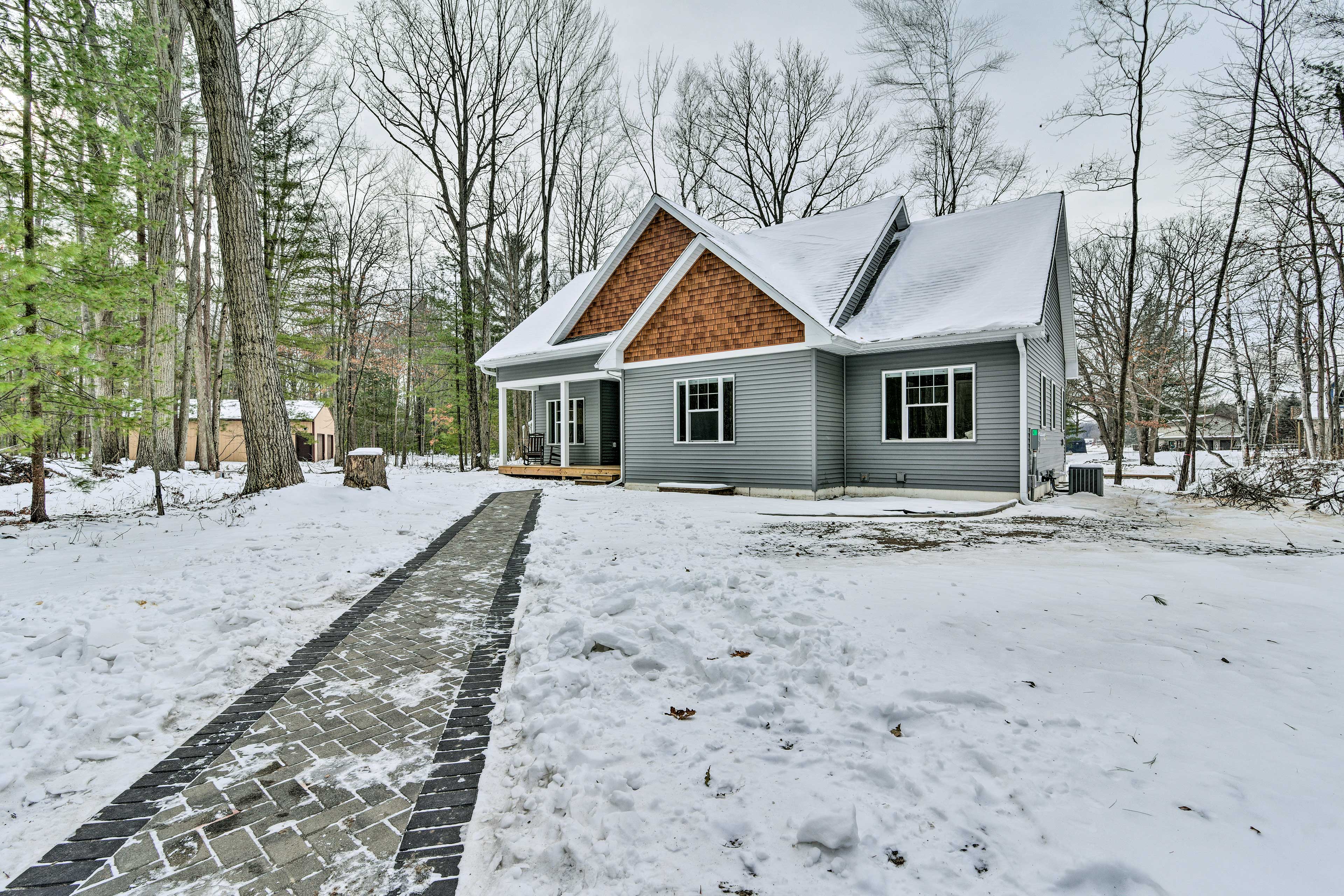 Property Image 1 - Pet-Friendly Wixom Lake Home w/ Deck!