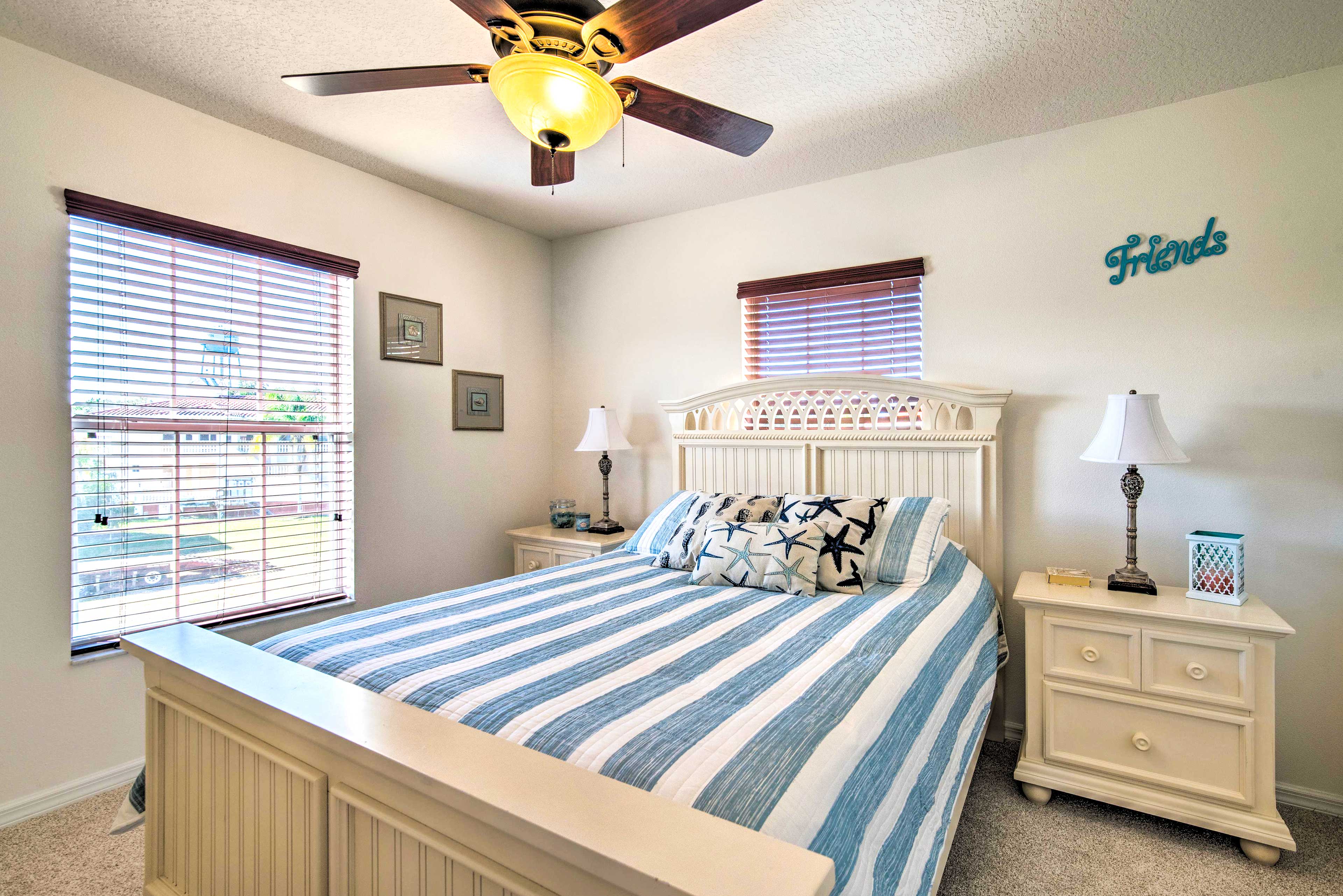 Pet-Friendly Homosassa Condo: Walk to River!