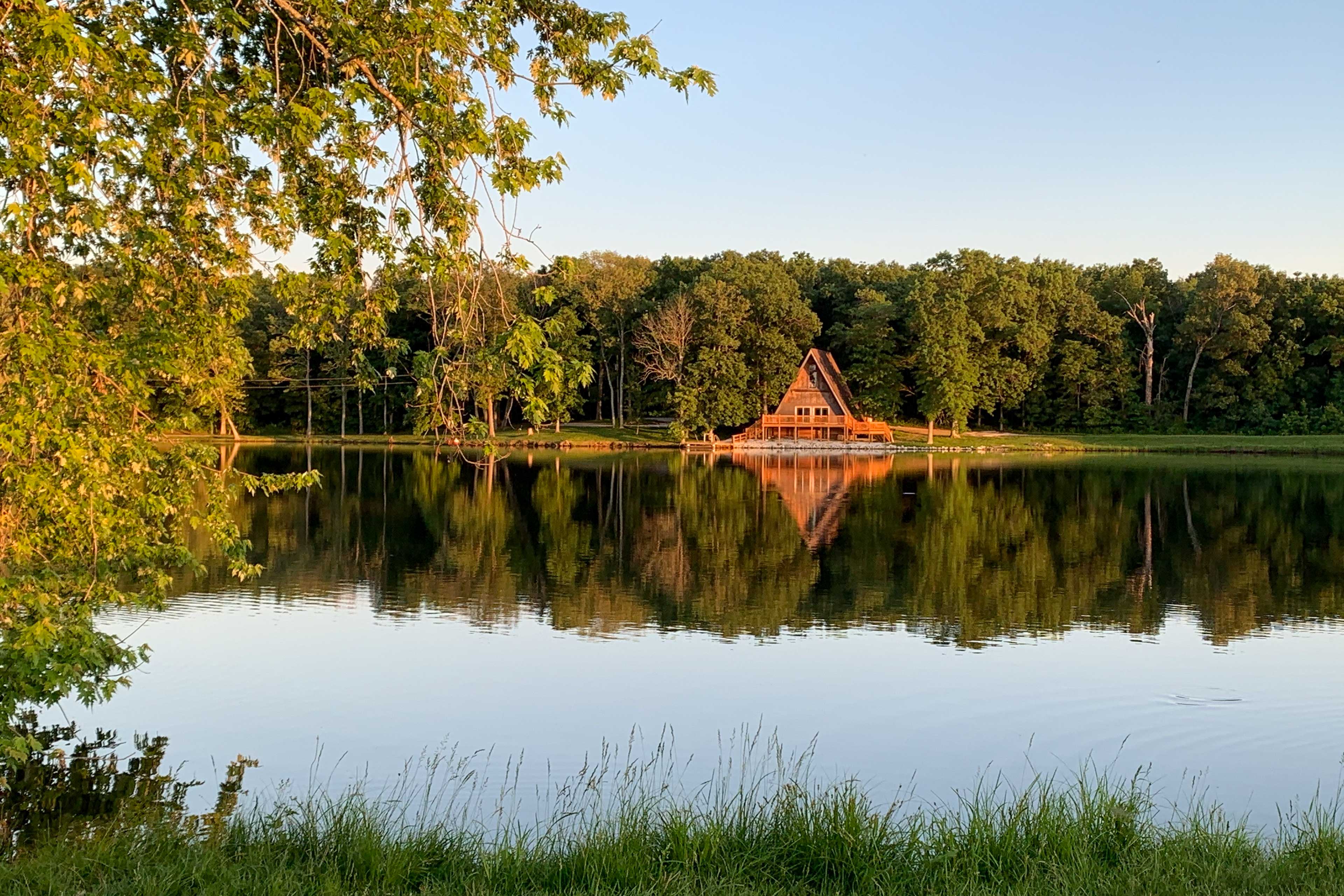 Lakefront A-Frame Cabin with Community Perks