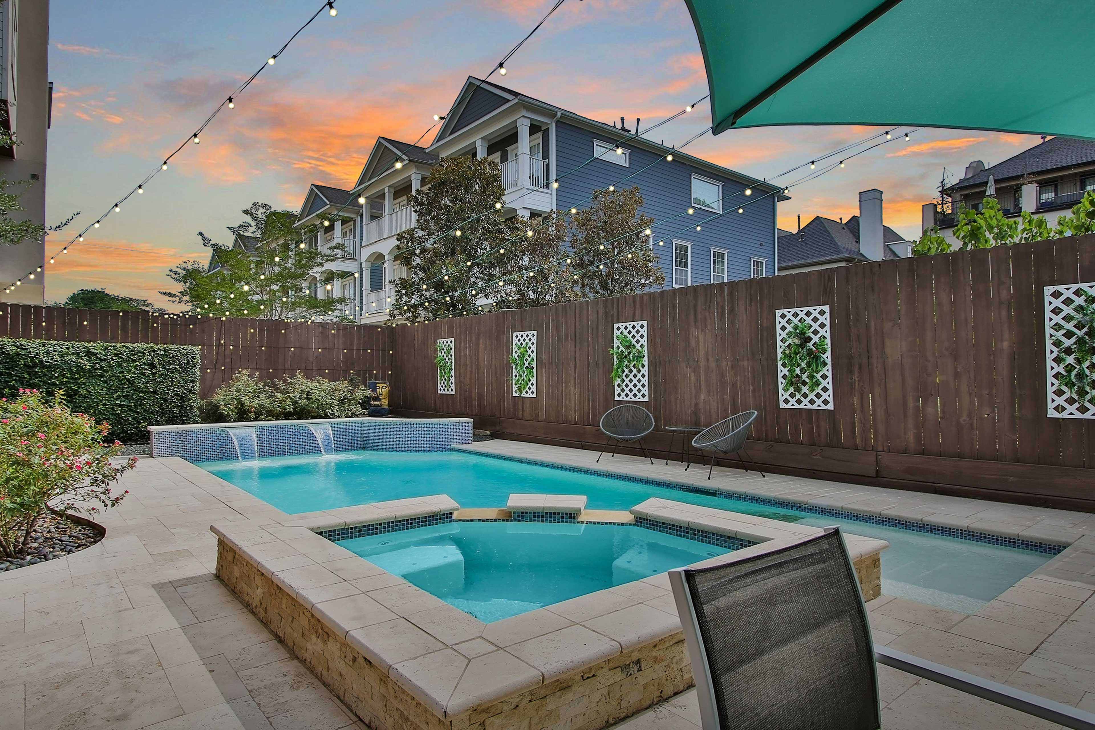 Houston Home Near Downtown w/ Pool & Hot Tub!